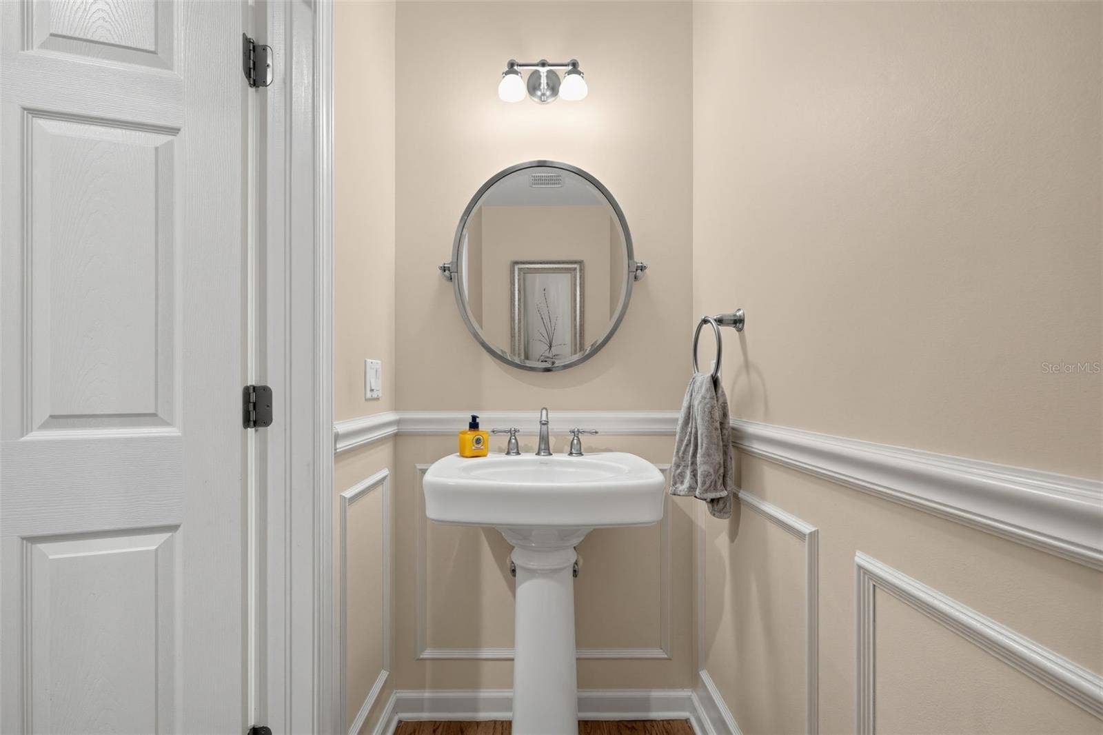 2668 SCOTT MILL LANE, Jacksonville, FL 32223
