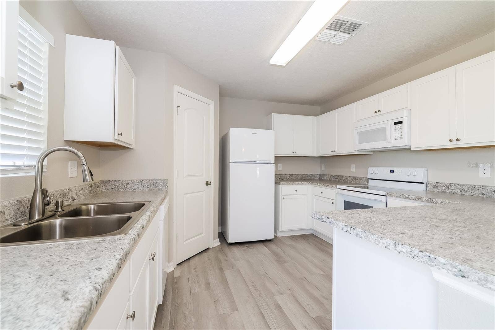 2137 ROCK DRIVE, Poinciana, FL 34759 2137 ROCK DRIVE, Poinciana, FL 34759