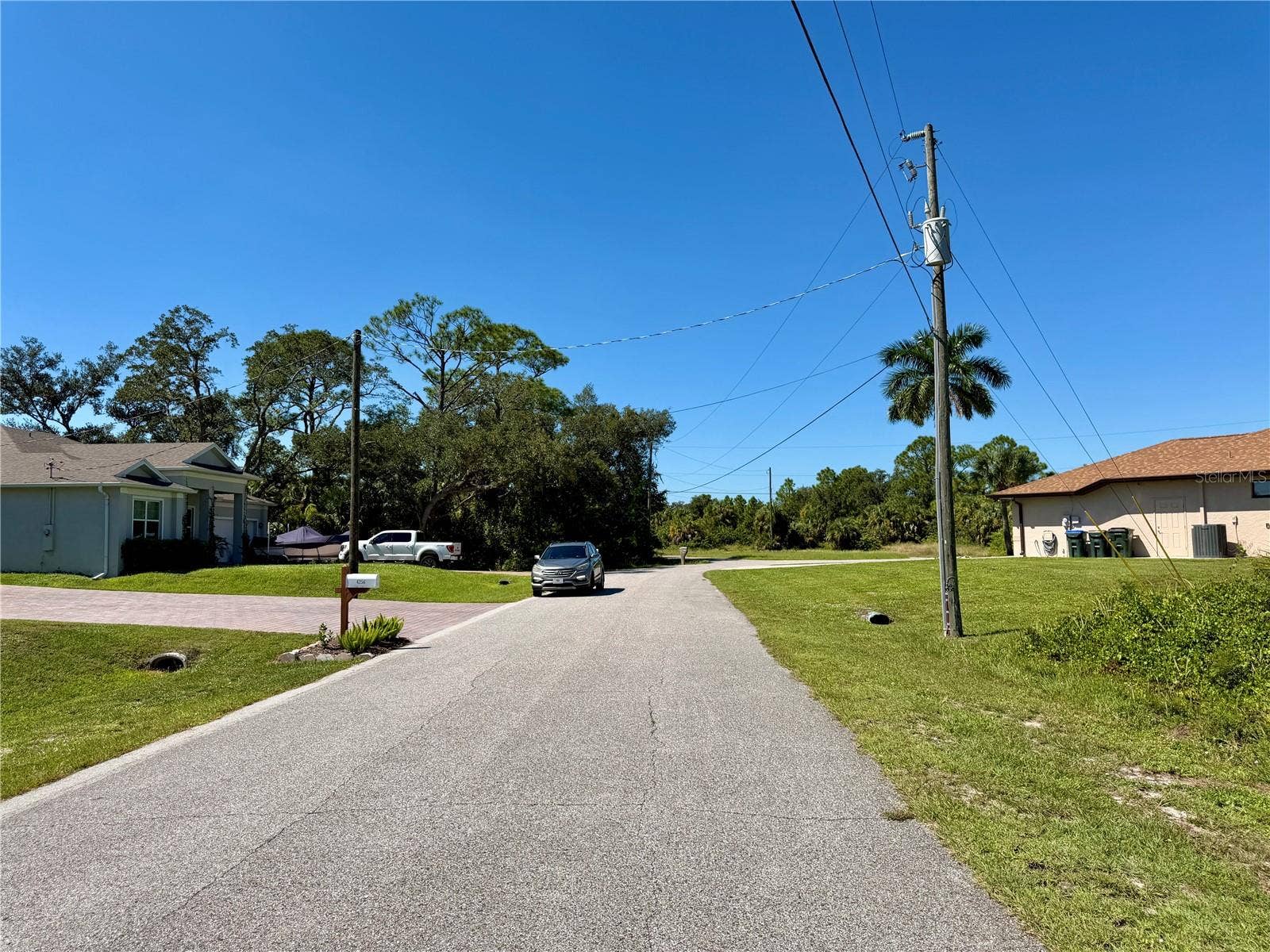 KIMBALL CIRCLE, North Port, FL 34288 Looking south down Kimball