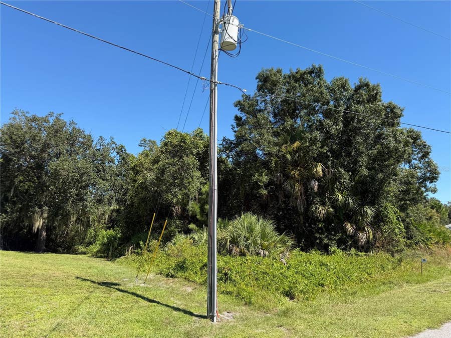 Property photo for KIMBALL CIRCLE, North Port, FL