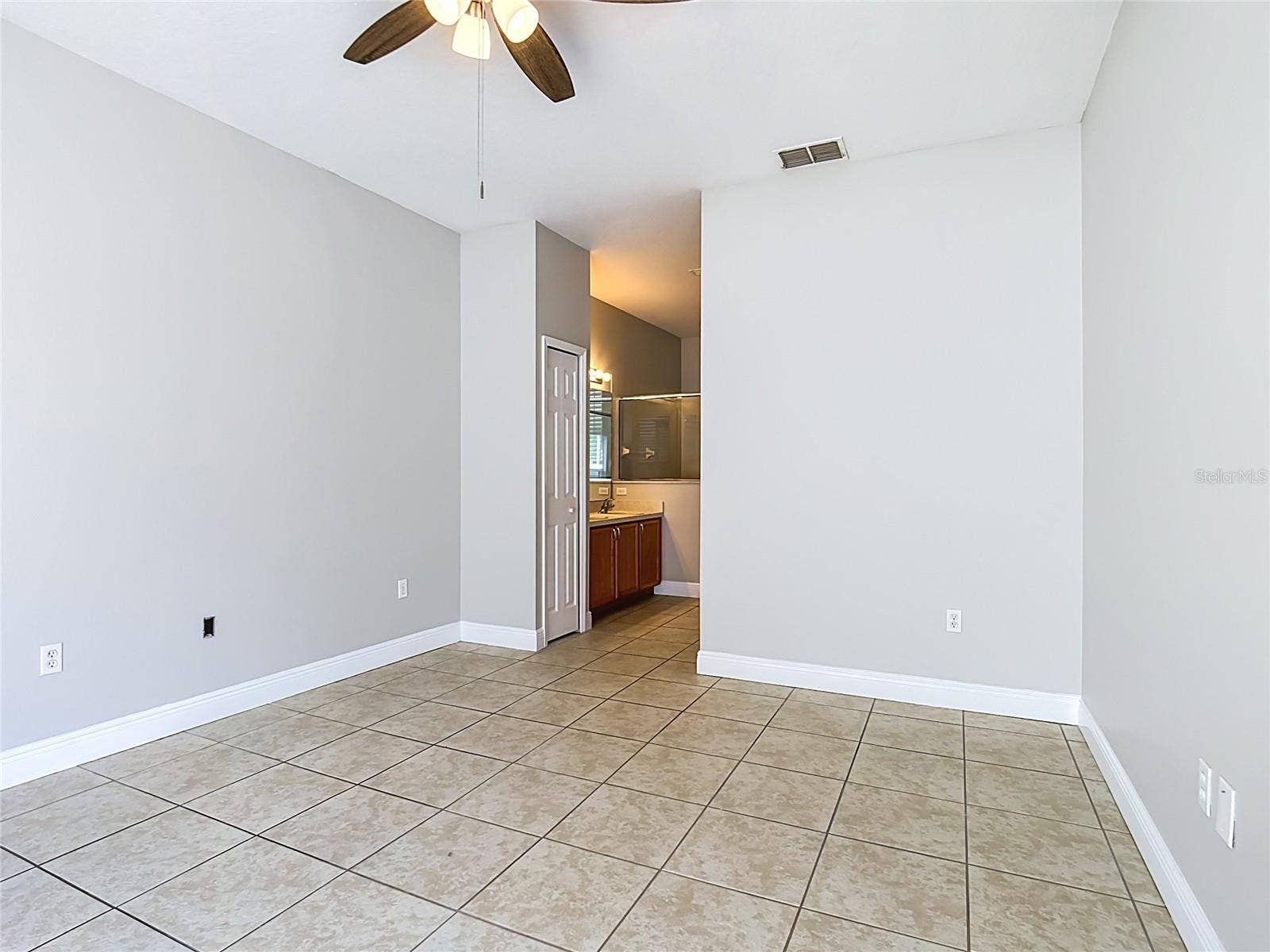 939 GASCONY COURT, Kissimmee, FL 34759 939 GASCONY COURT, Kissimmee, FL 34759