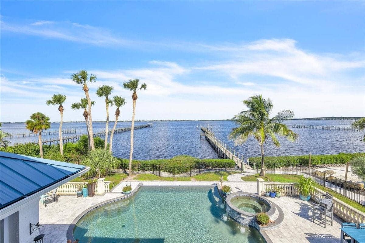 25494 SHORE DRIVE, Punta Gorda, FL 33950