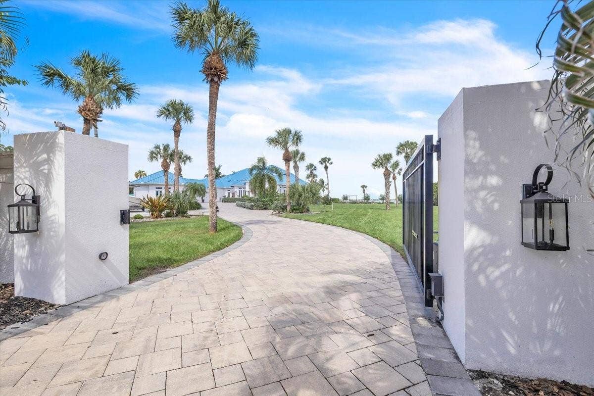 25494 SHORE DRIVE, Punta Gorda, FL 33950