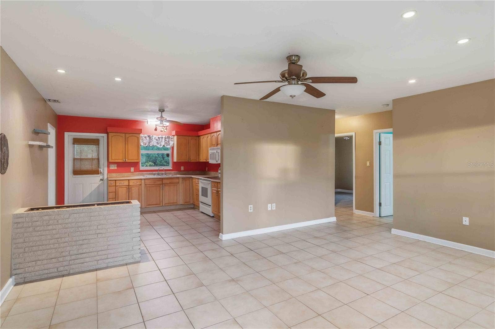 11144 3RD AVENUE, Punta Gorda, FL 33955 Kitchen