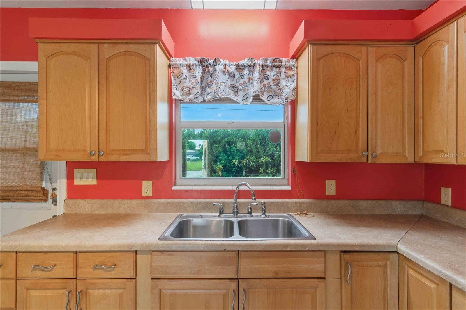 11144 3RD AVENUE, Punta Gorda, FL 33955 Kitchen
