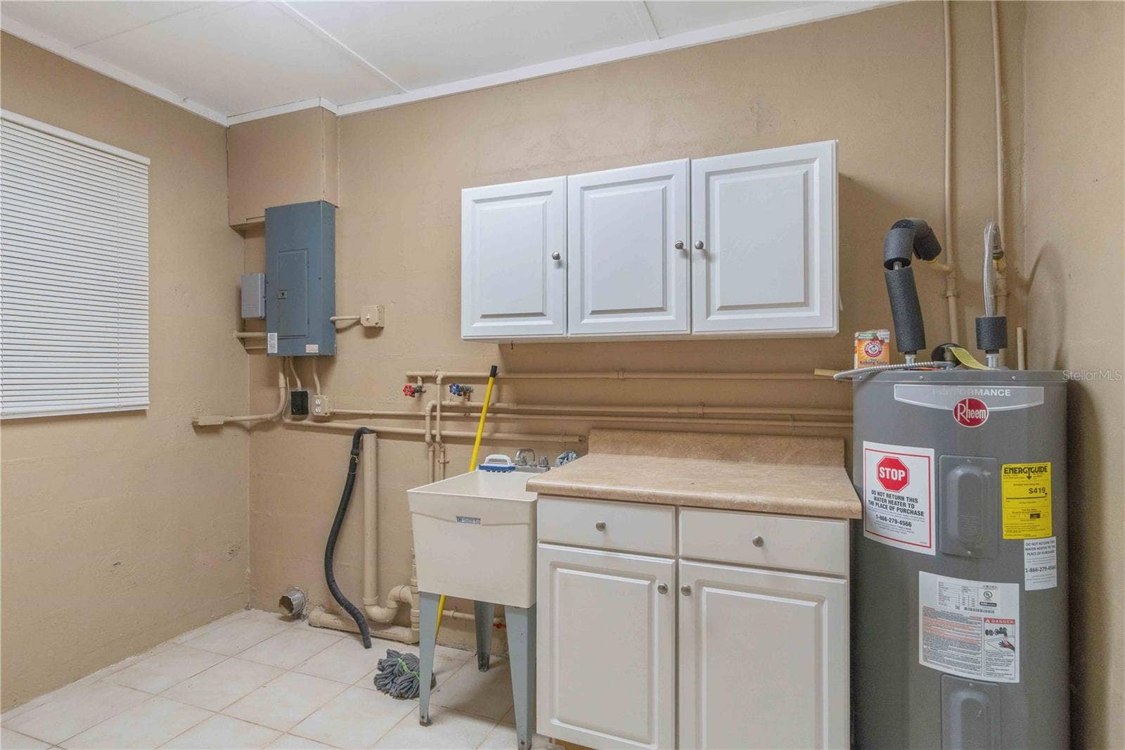 11144 3RD AVENUE, Punta Gorda, FL 33955 Laundry room
