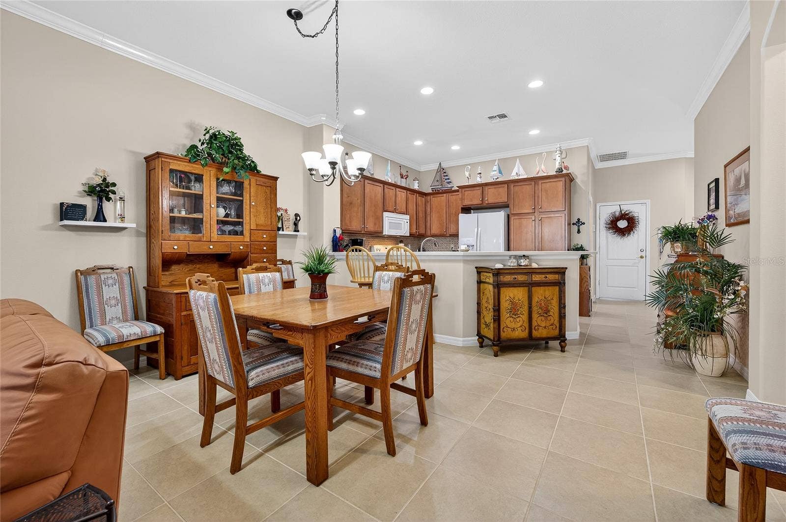 1832 KNIGHTS BRIDGE TRAIL, Port Charlotte, FL 33980 Dining room