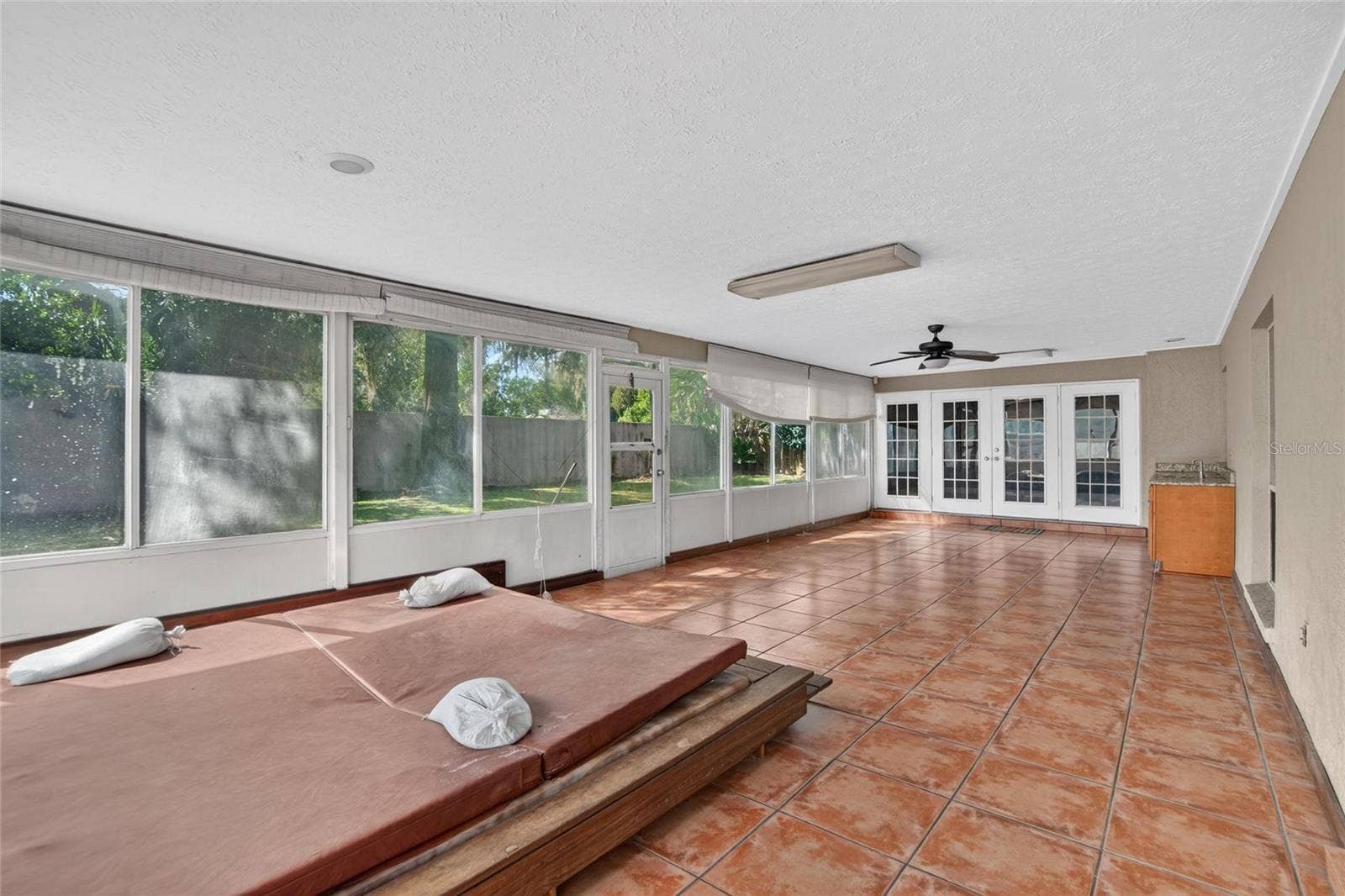 3122 RESEDA COURT, Tampa, FL 33618