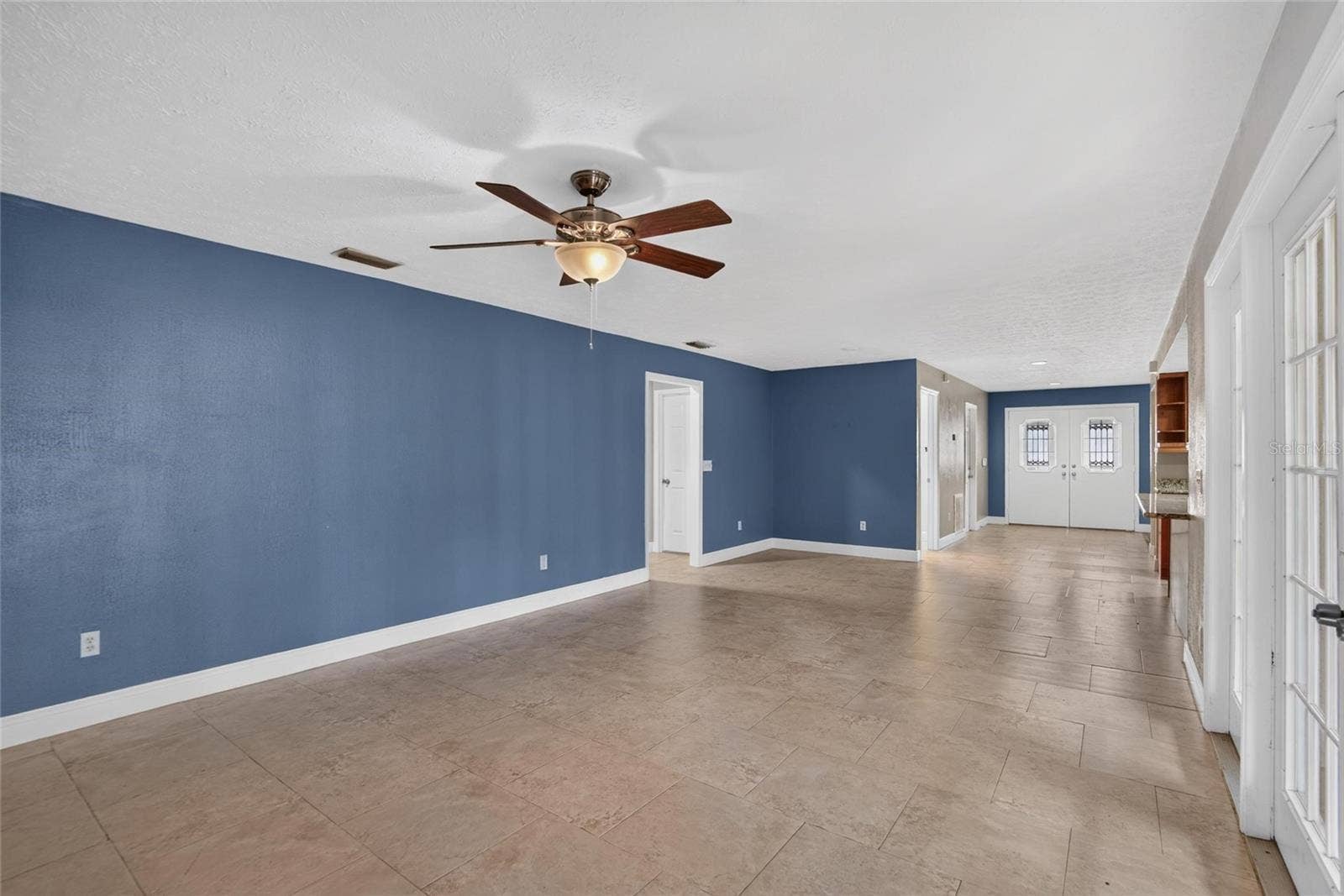 3122 RESEDA COURT, Tampa, FL 33618