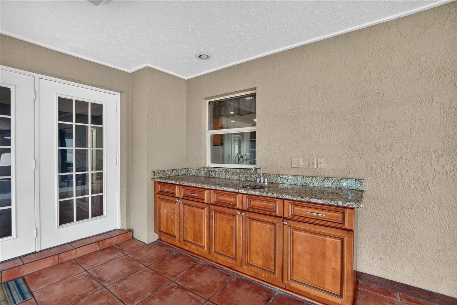 3122 RESEDA COURT, Tampa, FL 33618