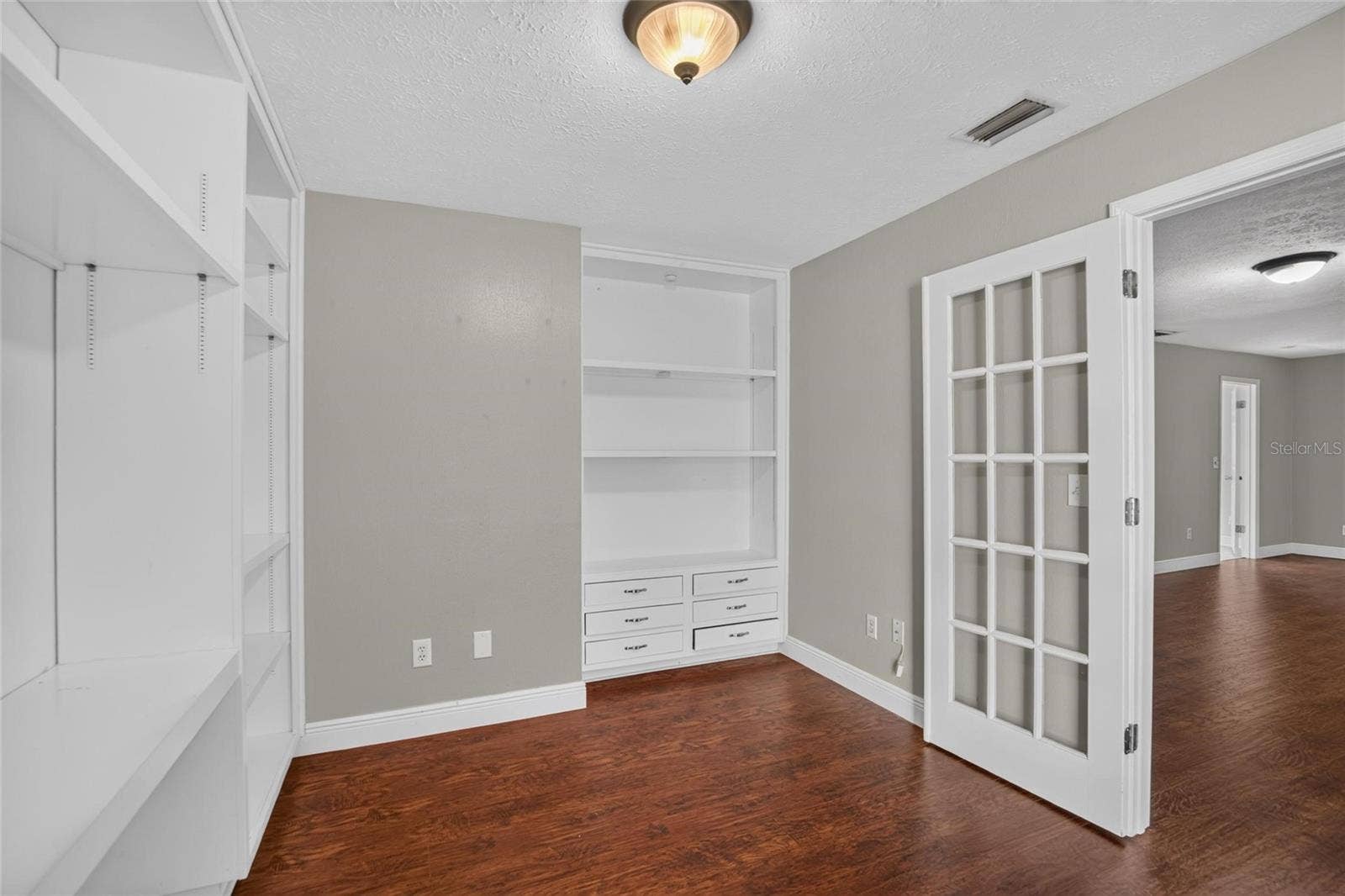 3122 RESEDA COURT, Tampa, FL 33618