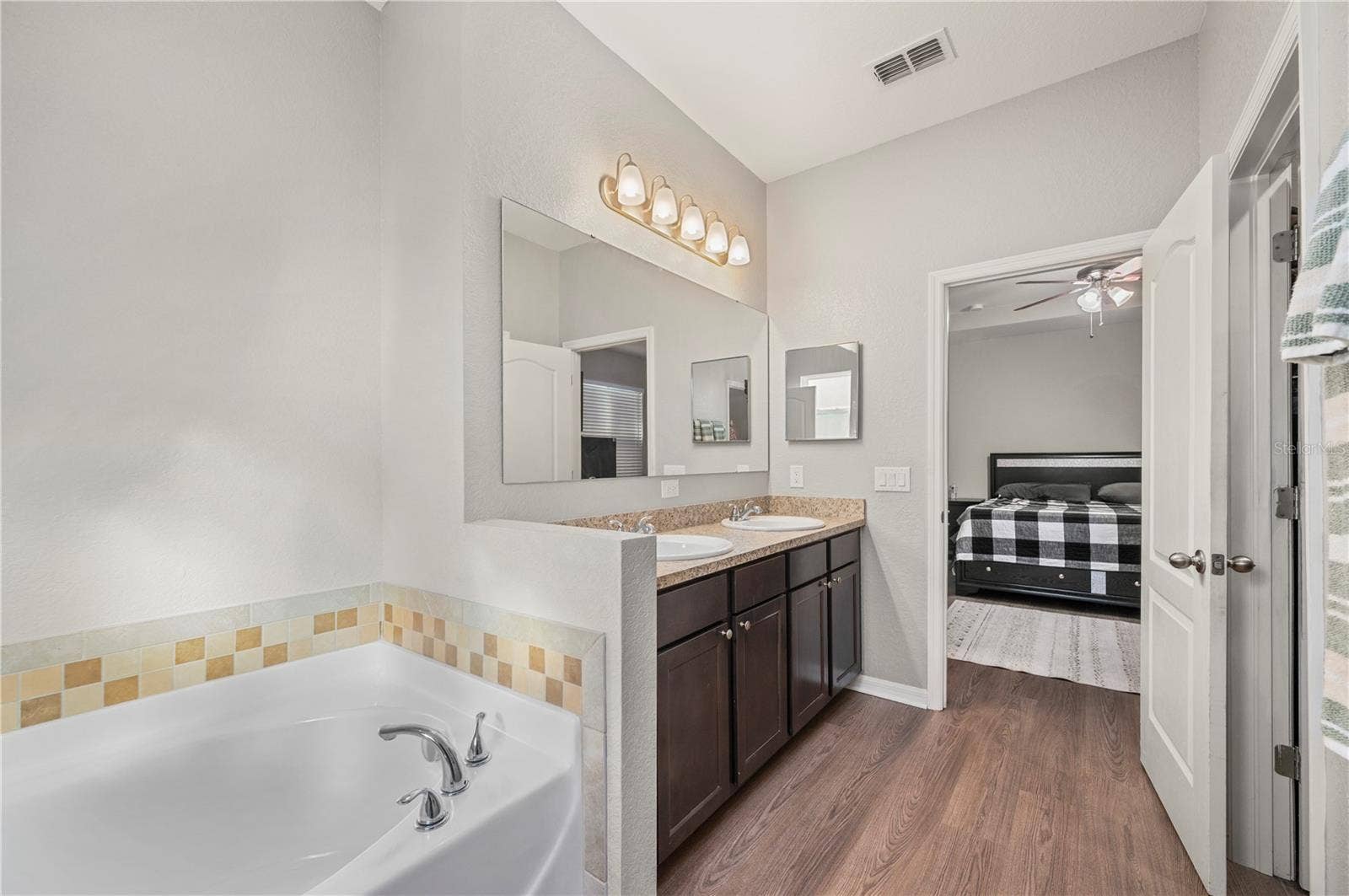 28124 ARROWHEAD CIRCLE, Punta Gorda, FL 33982 28124 ARROWHEAD CIRCLE, Punta Gorda, FL 33982