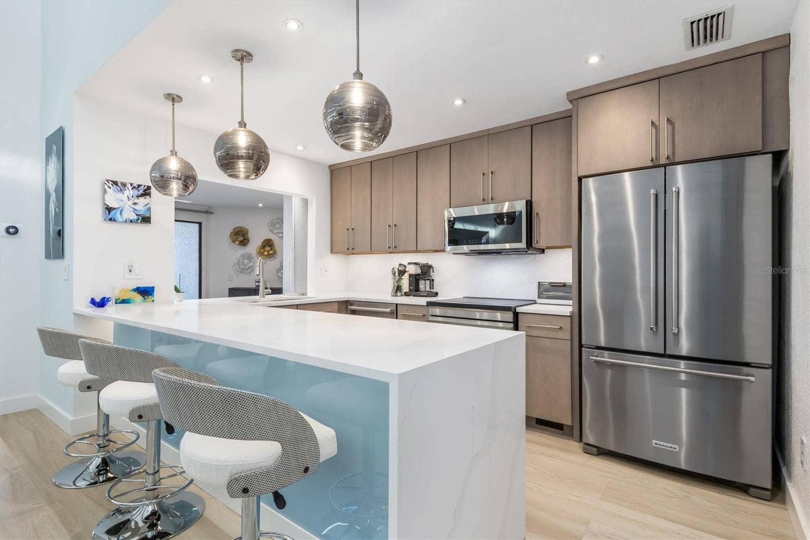5021 SAN ROCCO COURT, Punta Gorda, FL 33950 Stunning chefs kitchen with high end applicances