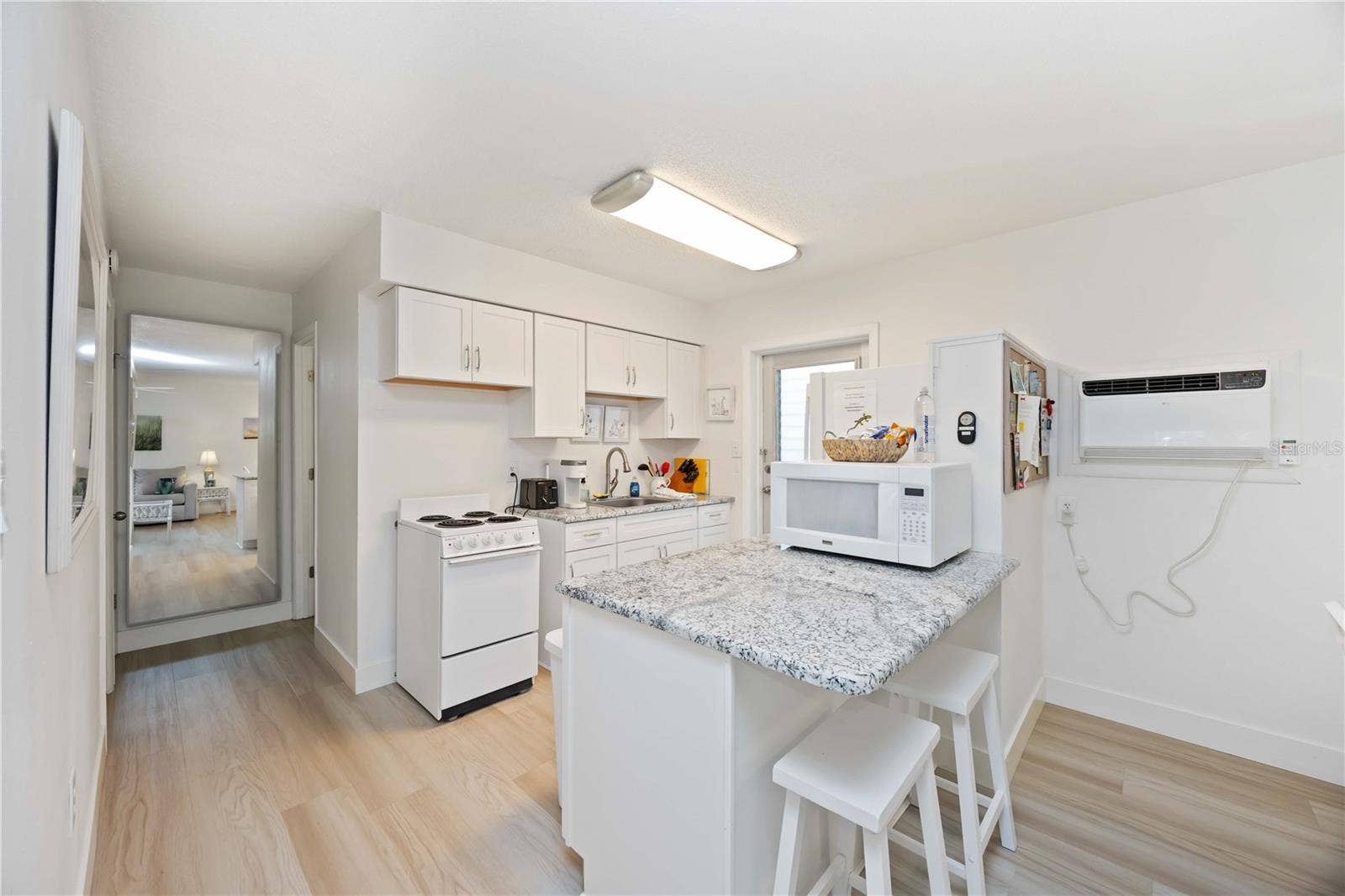5075 N BEACH ROAD, #B, Englewood, FL 34223 5075 N BEACH ROAD, #B, Englewood, FL 34223