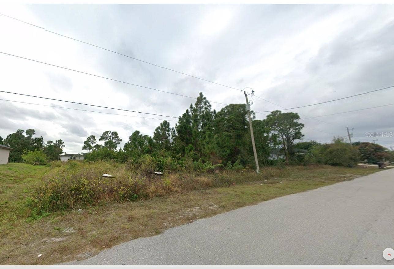 3115 39TH STREET SW, Lehigh Acres, FL 33976