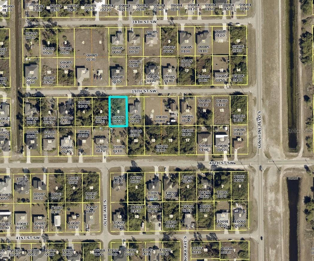 3115 39TH STREET SW, Lehigh Acres, FL 33976