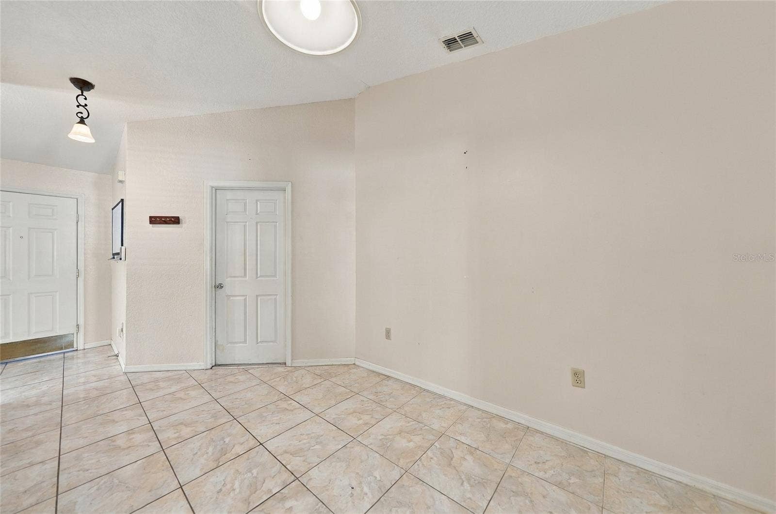 880 PHYLLIS STREET, Port Charlotte, FL 33948 880 PHYLLIS STREET, Port Charlotte, FL 33948