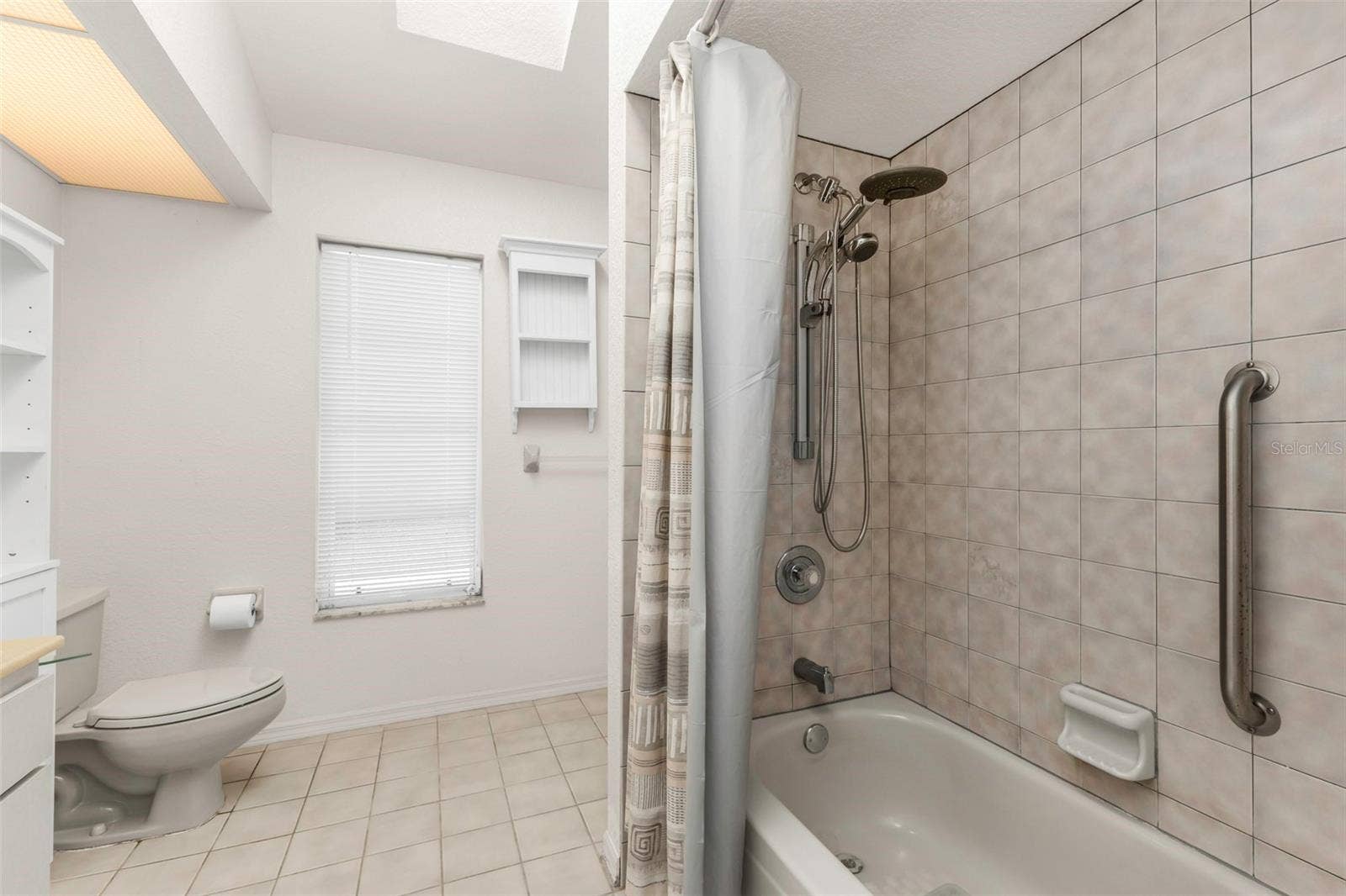 5184 ELLSWORTH TERRACE, Port Charlotte, FL 33981 Guest bath w/access to the pool