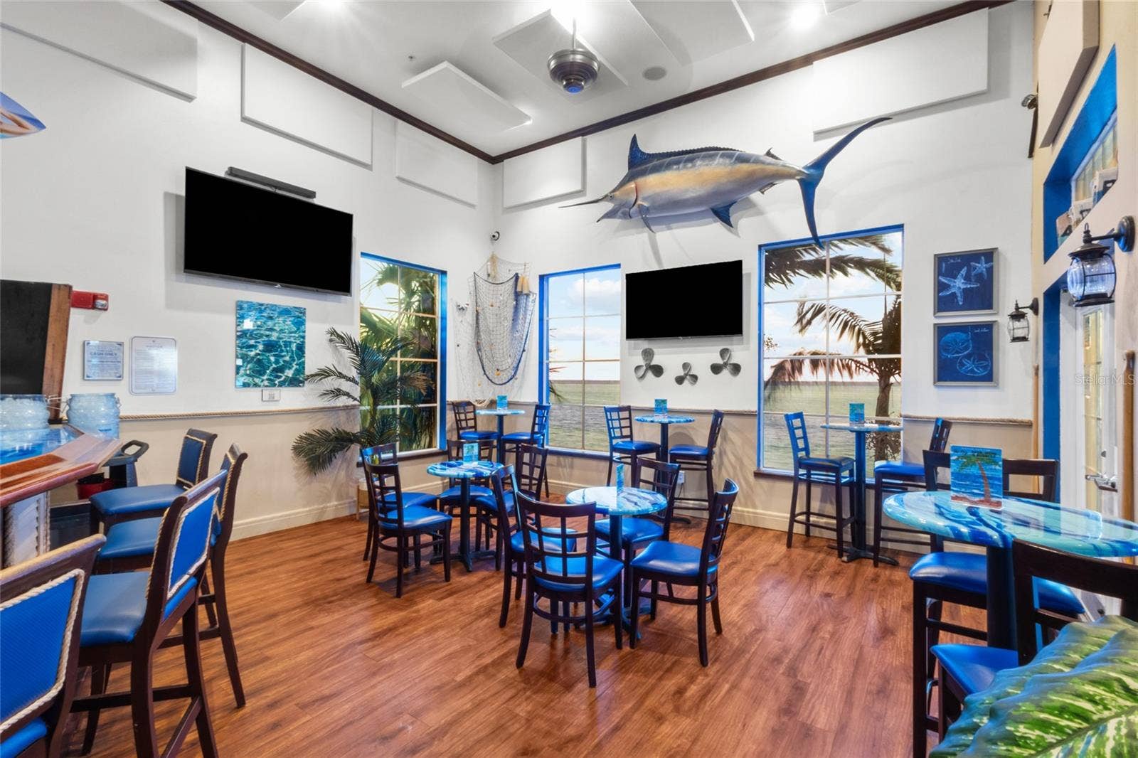 5202 BEACH DRIVE SE, #D, St Petersburg, FL 33705 5202 BEACH DRIVE SE, #D, St Petersburg, FL 33705
