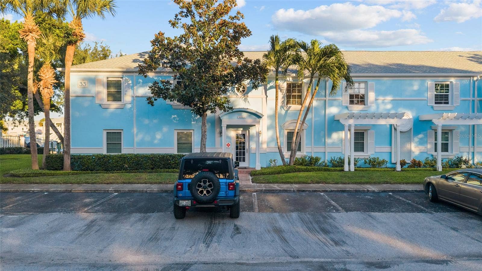 5202 BEACH DRIVE SE, #D, St Petersburg, FL 33705 5202 BEACH DRIVE SE, #D, St Petersburg, FL 33705