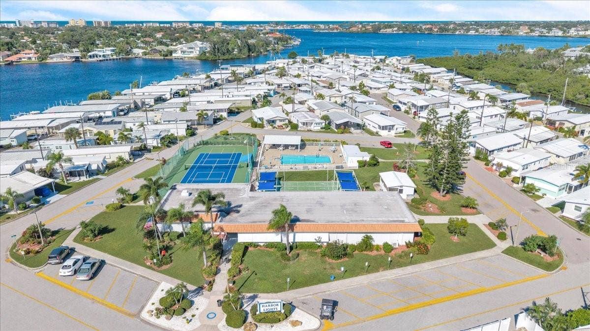 47 N STARBOARD DRIVE, Venice, FL 34285