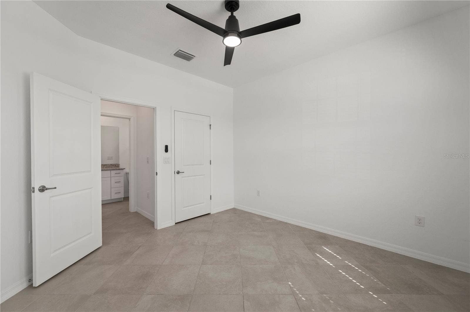 16852 TERRAPIN KEY DRIVE, Port Charlotte, FL 33953 16852 TERRAPIN KEY DRIVE, Port Charlotte, FL 33953