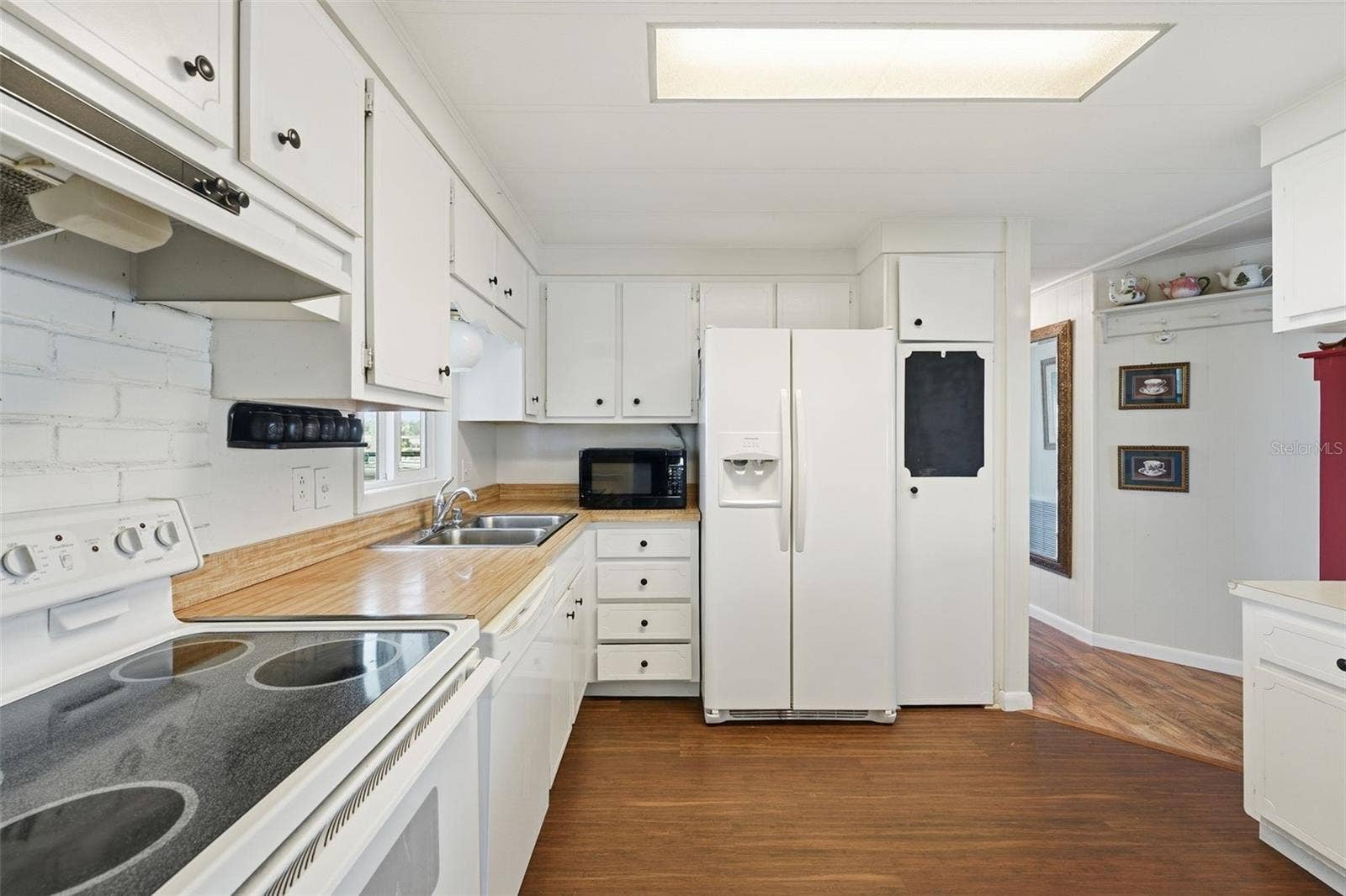 110 MARTINIQUE ROAD, North Port, FL 34287 110 MARTINIQUE ROAD, North Port, FL 34287