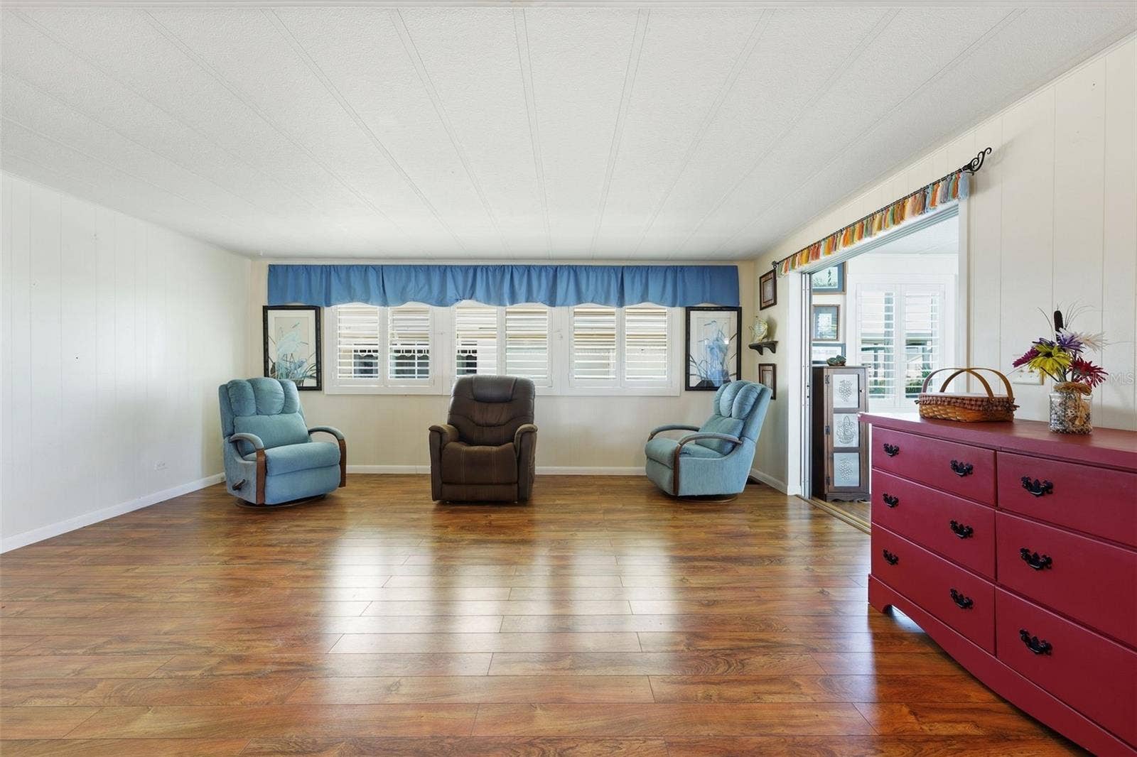 110 MARTINIQUE ROAD, North Port, FL 34287 110 MARTINIQUE ROAD, North Port, FL 34287