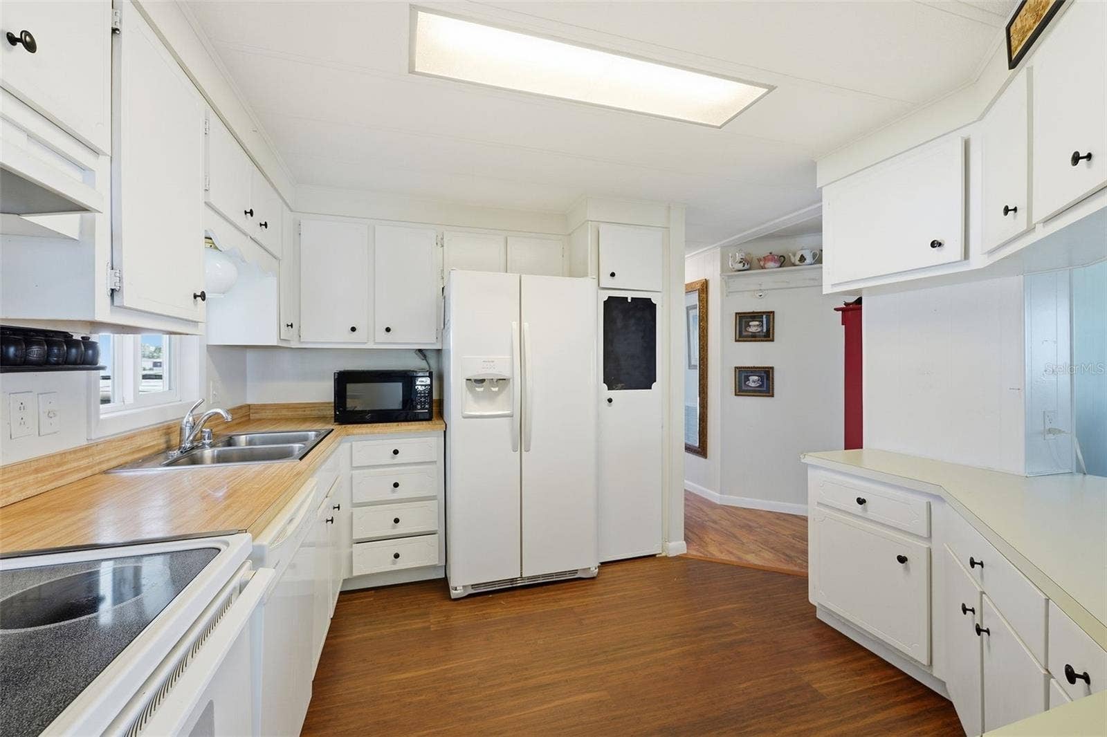 110 MARTINIQUE ROAD, North Port, FL 34287 110 MARTINIQUE ROAD, North Port, FL 34287