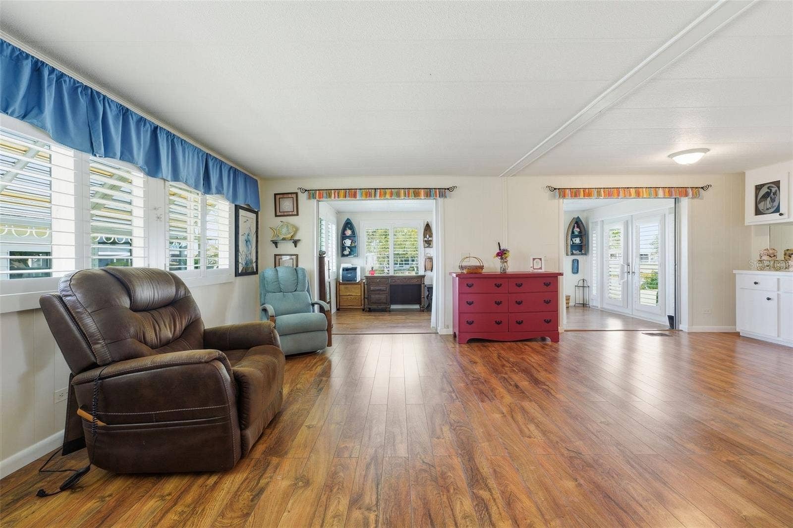110 MARTINIQUE ROAD, North Port, FL 34287 110 MARTINIQUE ROAD, North Port, FL 34287