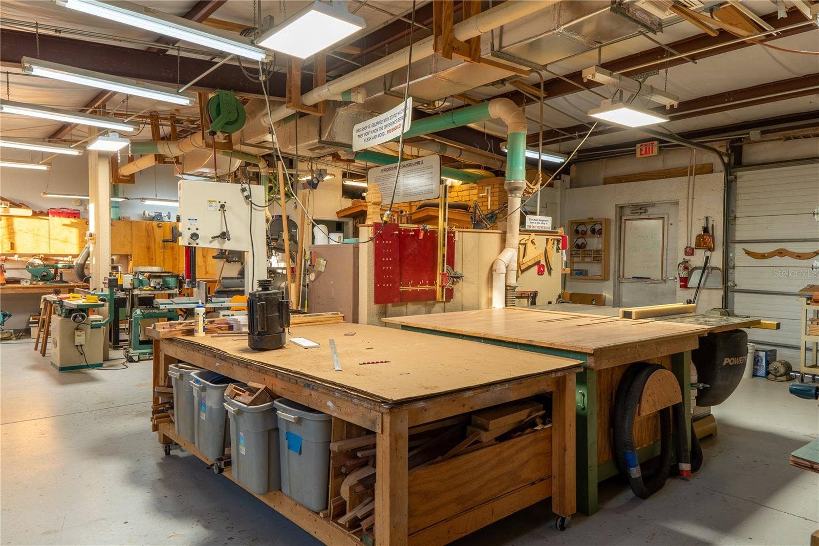 110 MARTINIQUE ROAD, North Port, FL 34287 Truly AMAZING for wood workers.