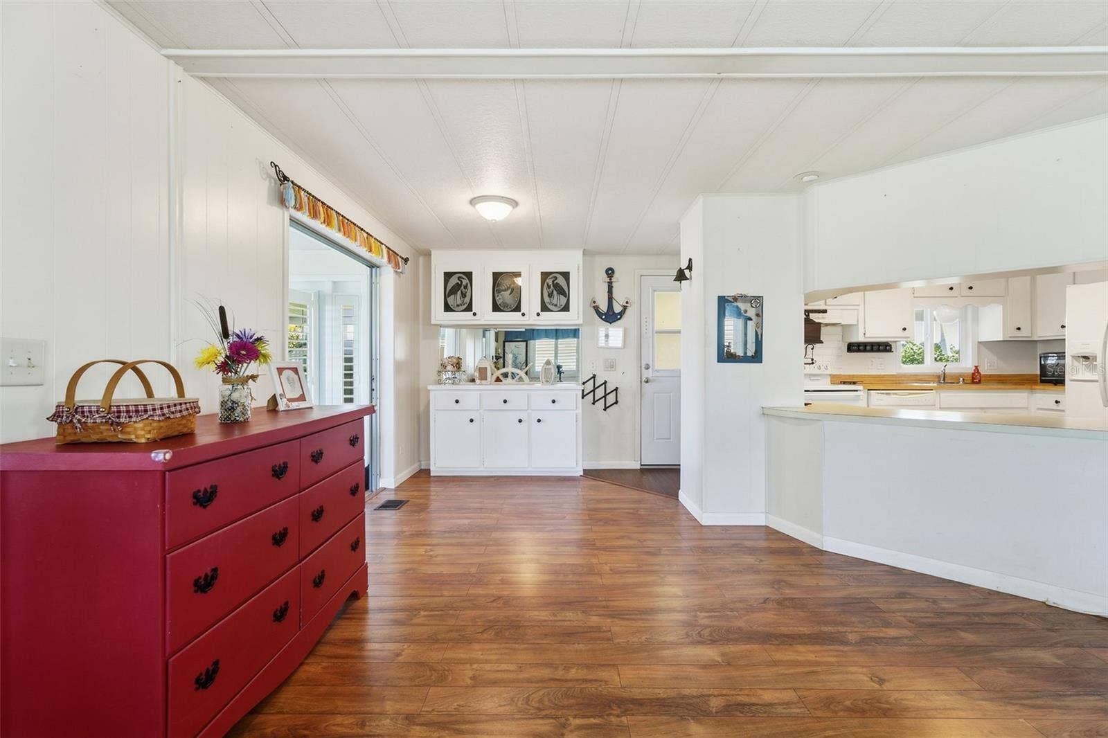 110 MARTINIQUE ROAD, North Port, FL 34287 110 MARTINIQUE ROAD, North Port, FL 34287