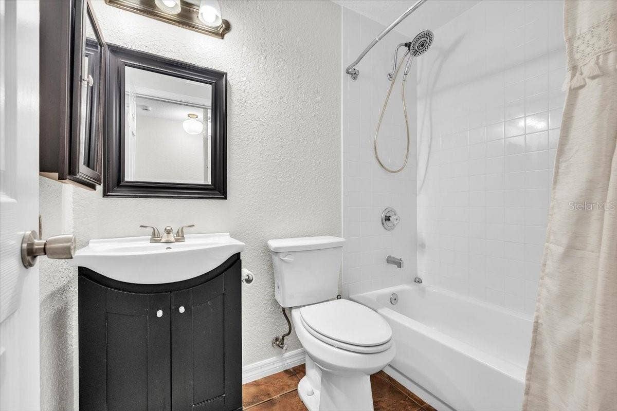 2524 COLLINGSWOOD BOULEVARD, Port Charlotte, FL 33948 2524 COLLINGSWOOD BOULEVARD, Port Charlotte, FL 33948