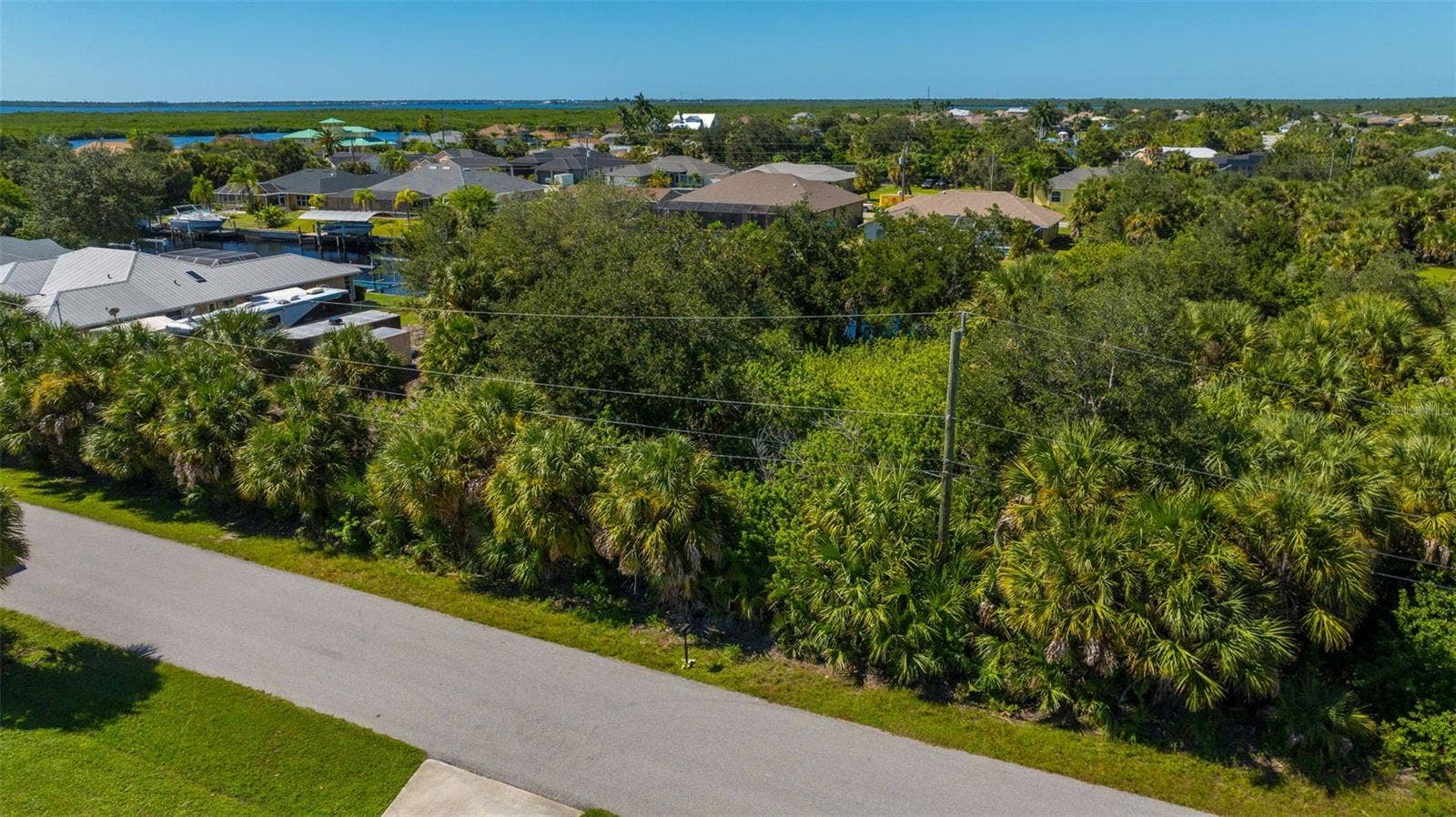4475 LARKSPUR COURT, Port Charlotte, FL 33948 4475 LARKSPUR COURT, Port Charlotte, FL 33948