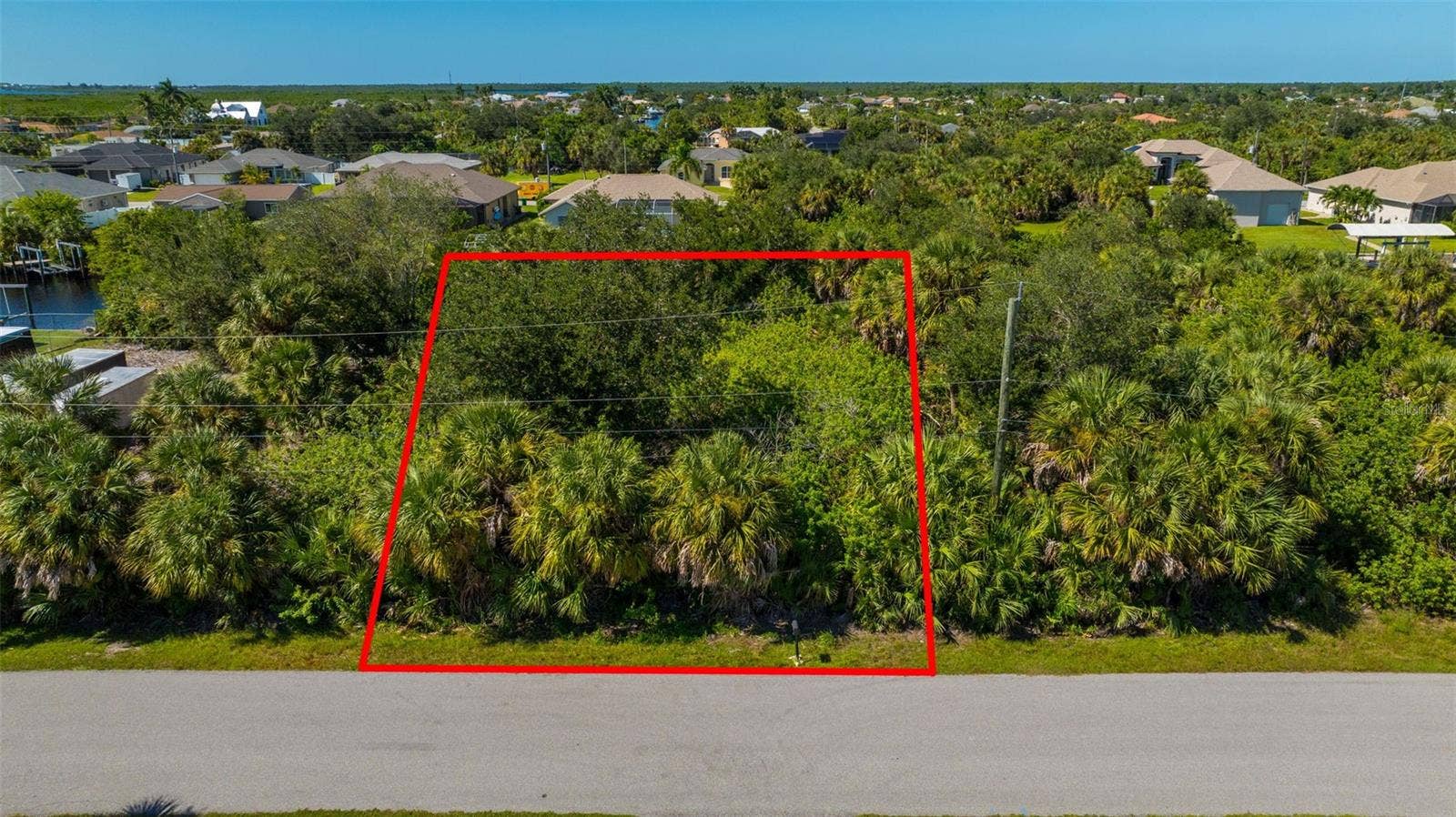 4475 LARKSPUR COURT, Port Charlotte, FL 33948 4475 LARKSPUR COURT, Port Charlotte, FL 33948