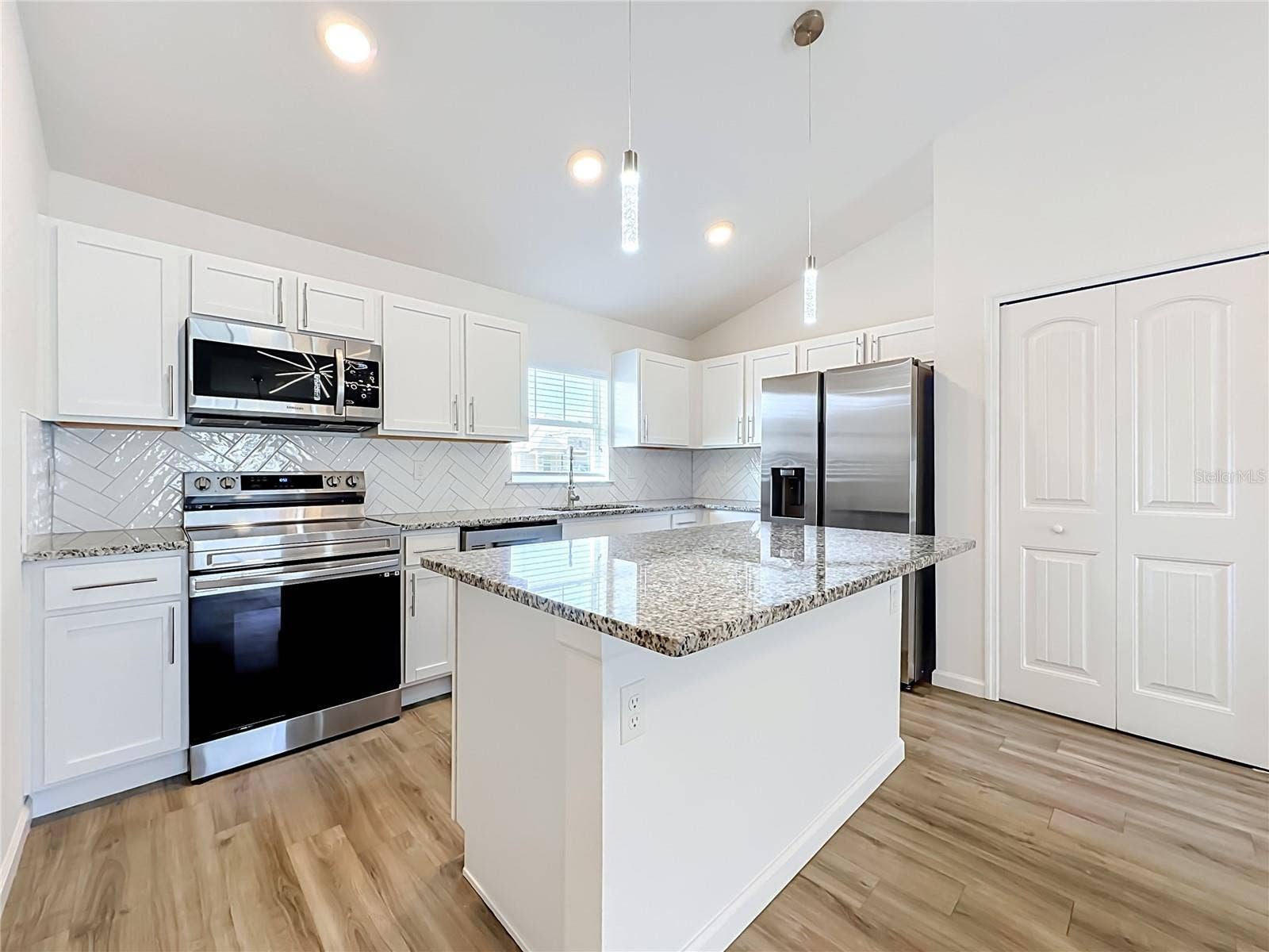 240 BIRD OF PARADISE DRIVE, Palm Coast, FL 32137 240 BIRD OF PARADISE DRIVE, Palm Coast, FL 32137