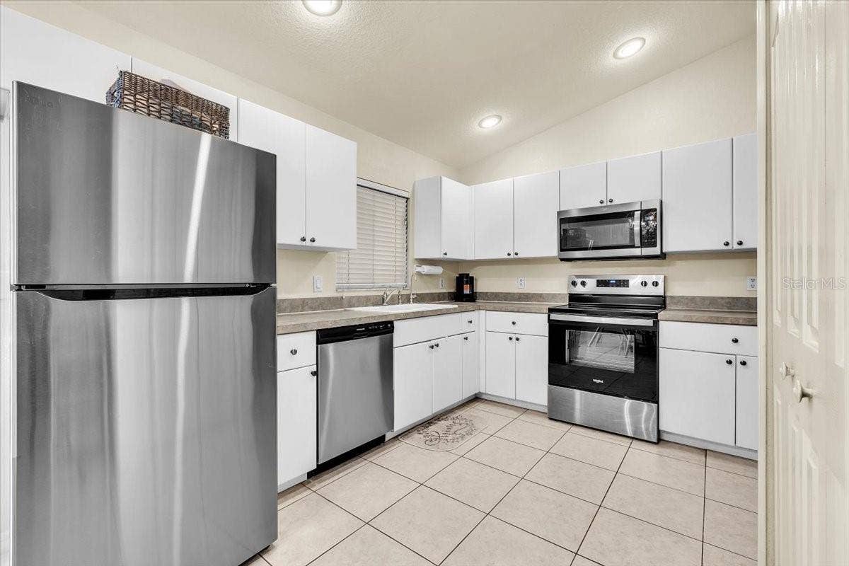 1091 LUAU STREET, North Port, FL 34286