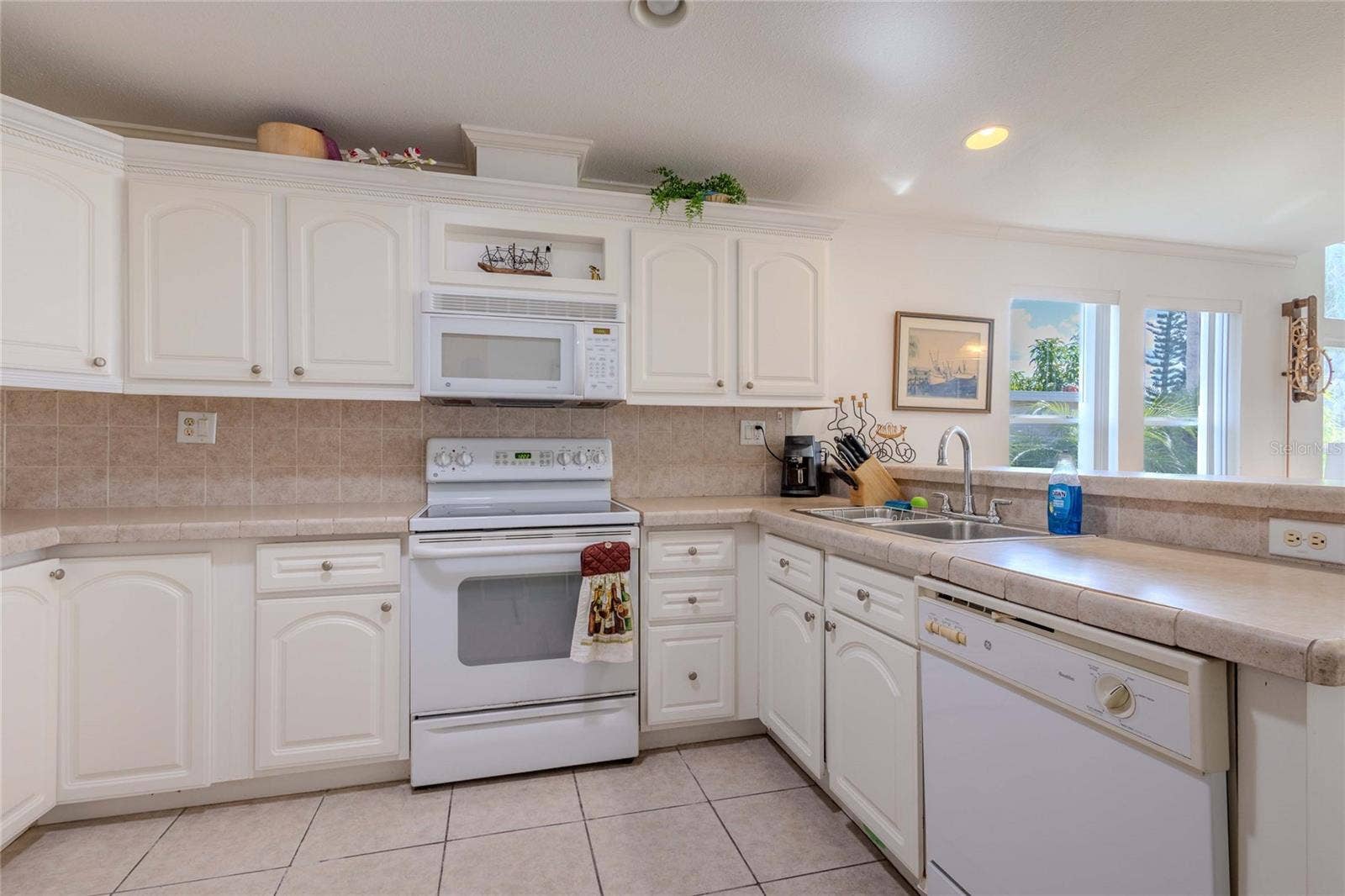 2100 KINGS HIGHWAY, #16, Port Charlotte, FL 33980