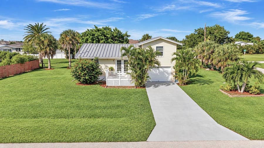 Property photo for 2835 WISTERIA PLACE, Punta Gorda, FL