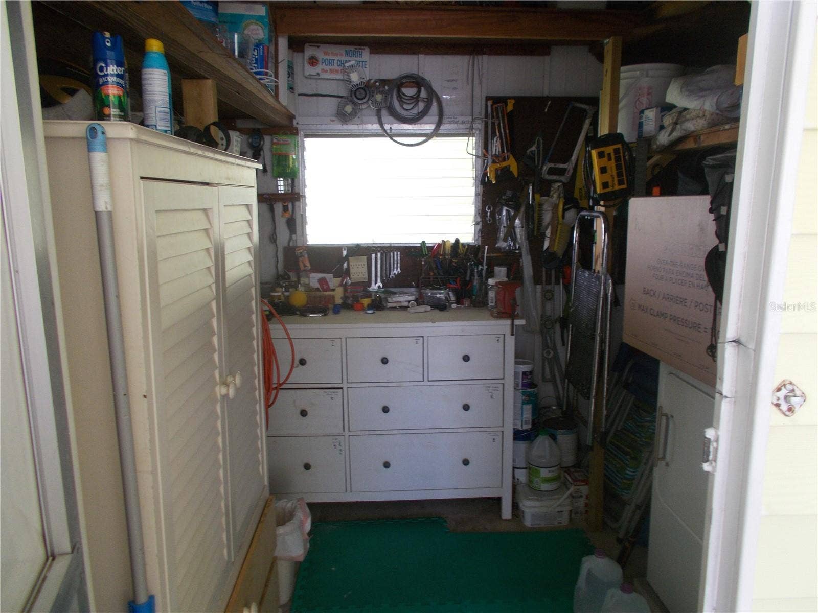 8 X * shed