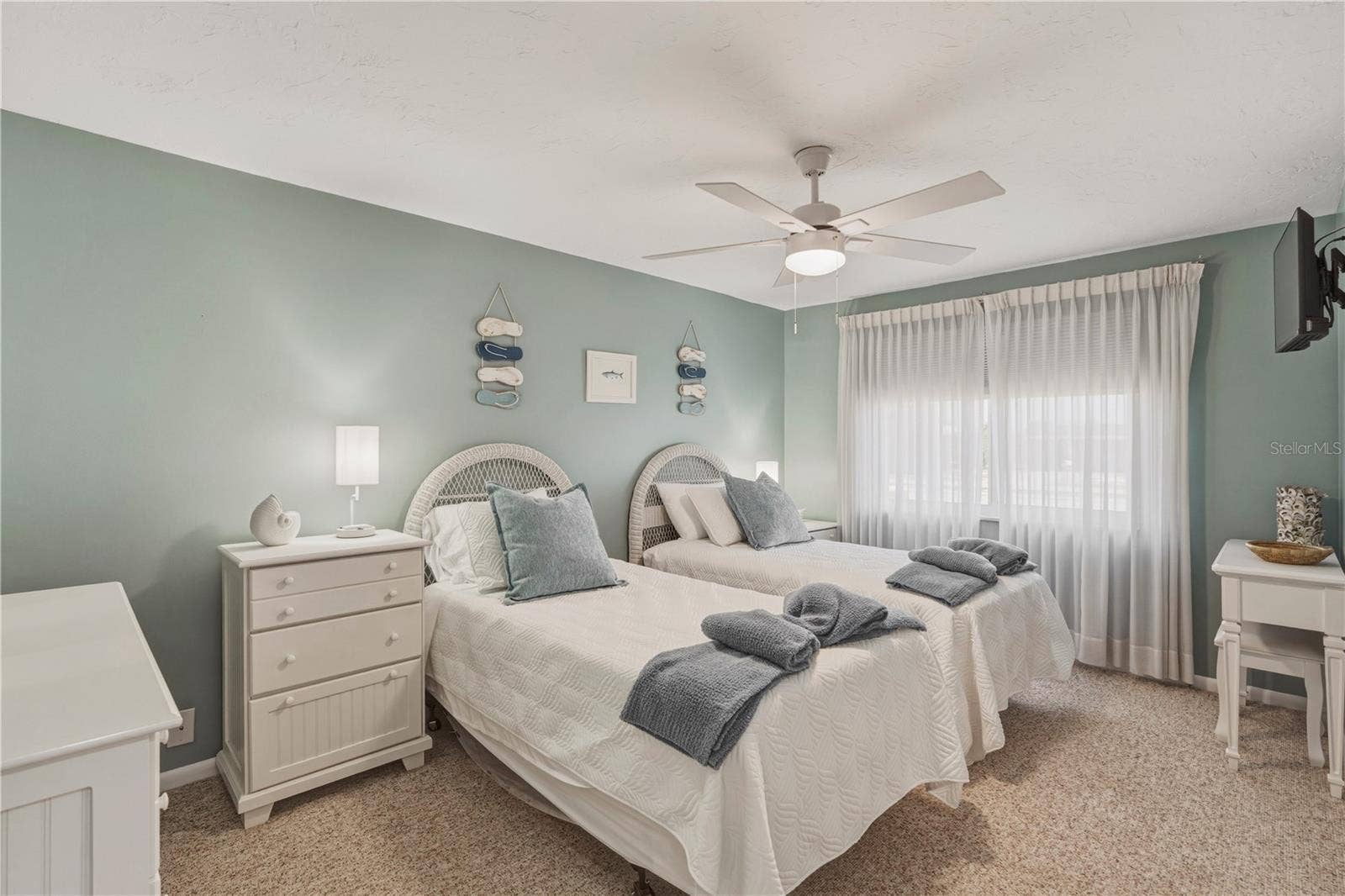 21277 EDGEWATER DRIVE, Port Charlotte, FL 33952 21277 EDGEWATER DRIVE, Port Charlotte, FL 33952