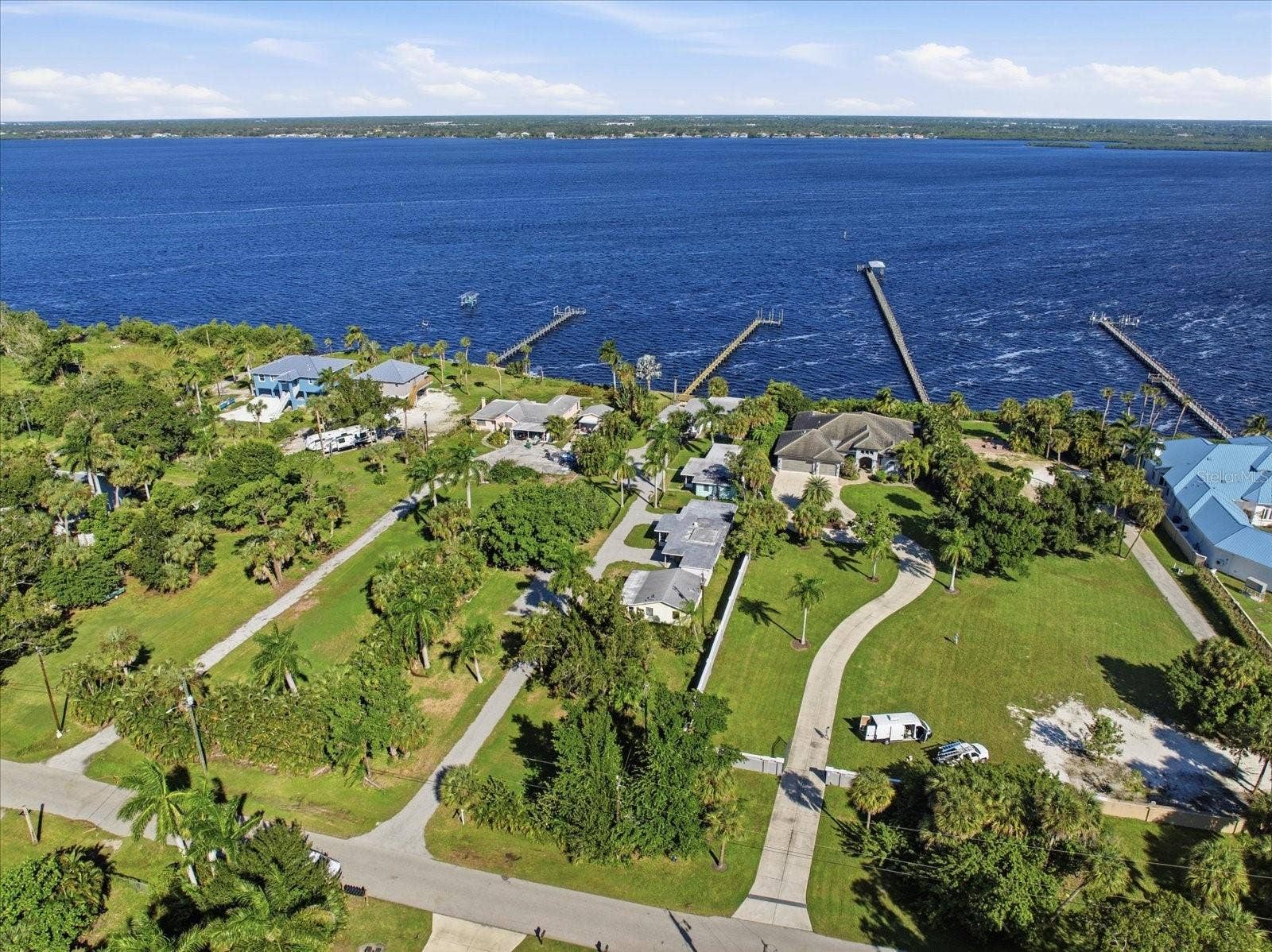 25452 SHORE DRIVE, Punta Gorda, FL 33950 25452 SHORE DRIVE, Punta Gorda, FL 33950