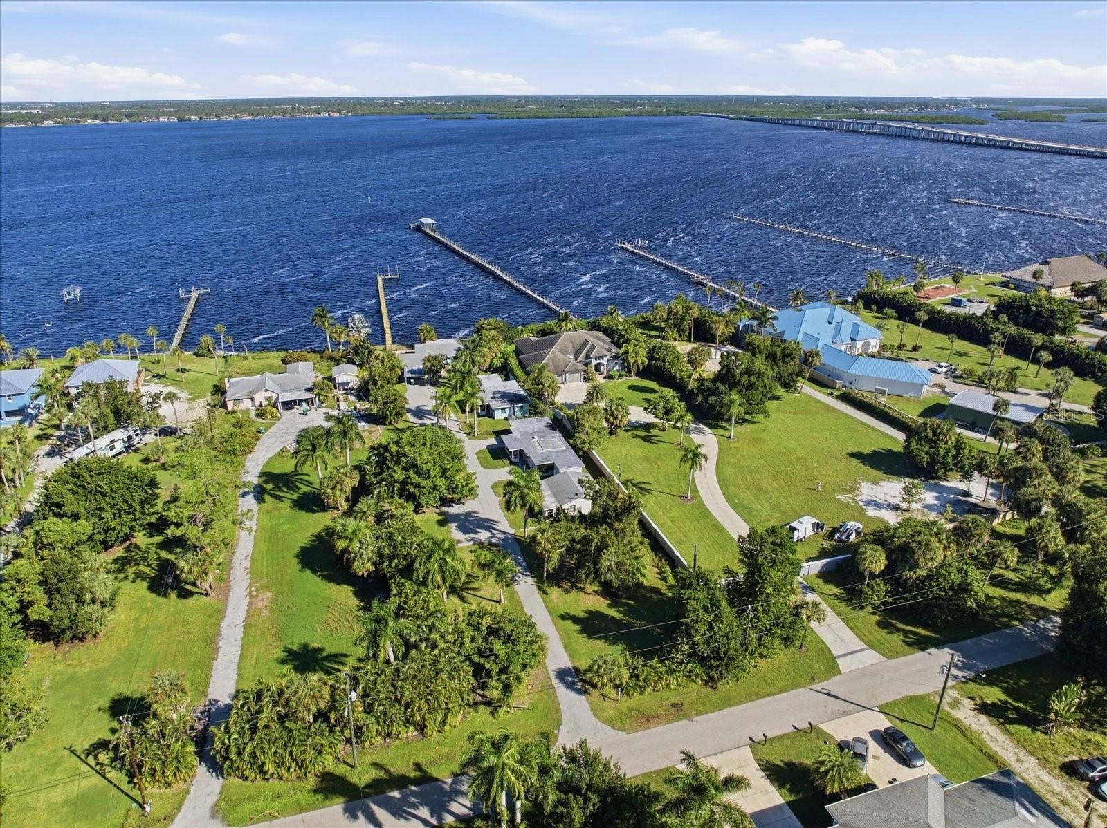 25452 SHORE DRIVE, Punta Gorda, FL 33950 25452 SHORE DRIVE, Punta Gorda, FL 33950
