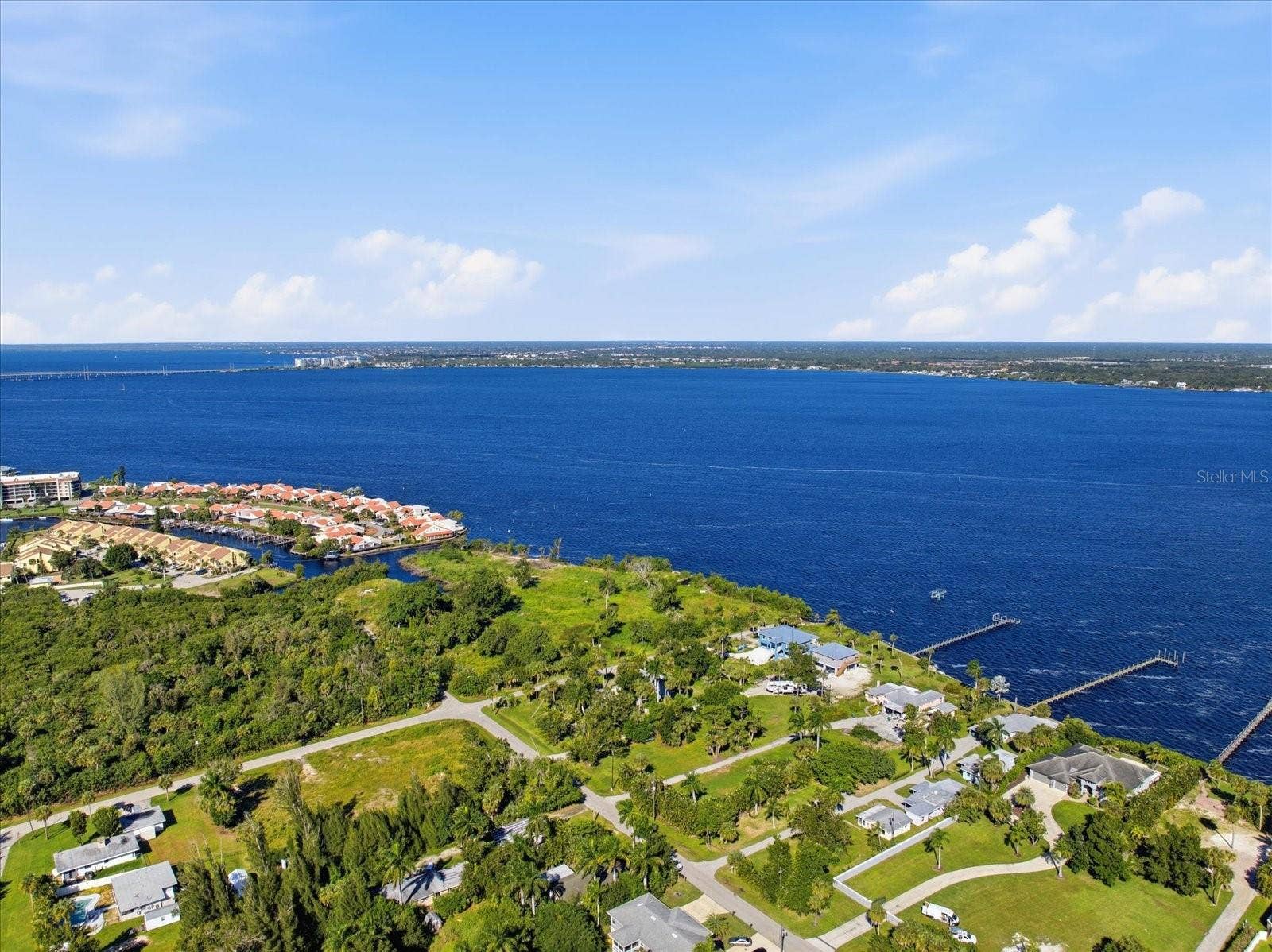 25452 SHORE DRIVE, Punta Gorda, FL 33950 25452 SHORE DRIVE, Punta Gorda, FL 33950