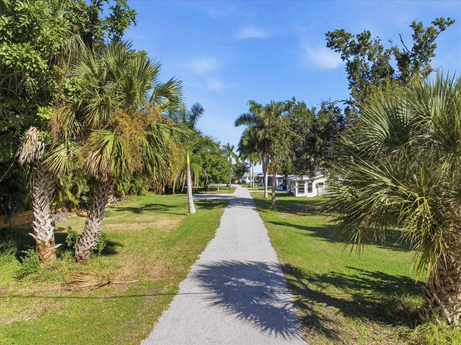 25452 SHORE DRIVE, Punta Gorda, FL 33950 25452 SHORE DRIVE, Punta Gorda, FL 33950