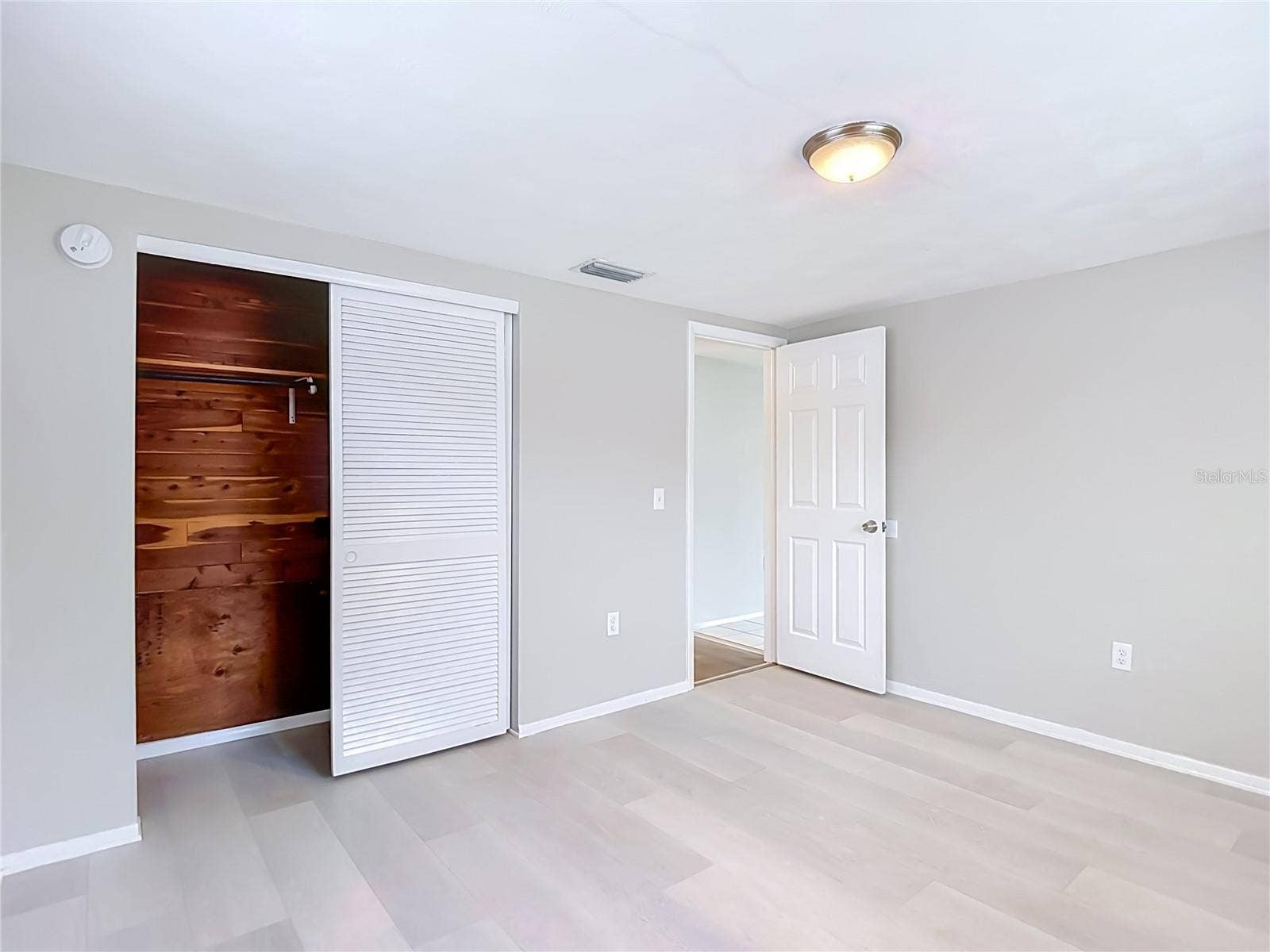 5246 DRIFT TIDE DRIVE, New Port Richey, FL 34652 5246 DRIFT TIDE DRIVE, New Port Richey, FL 34652