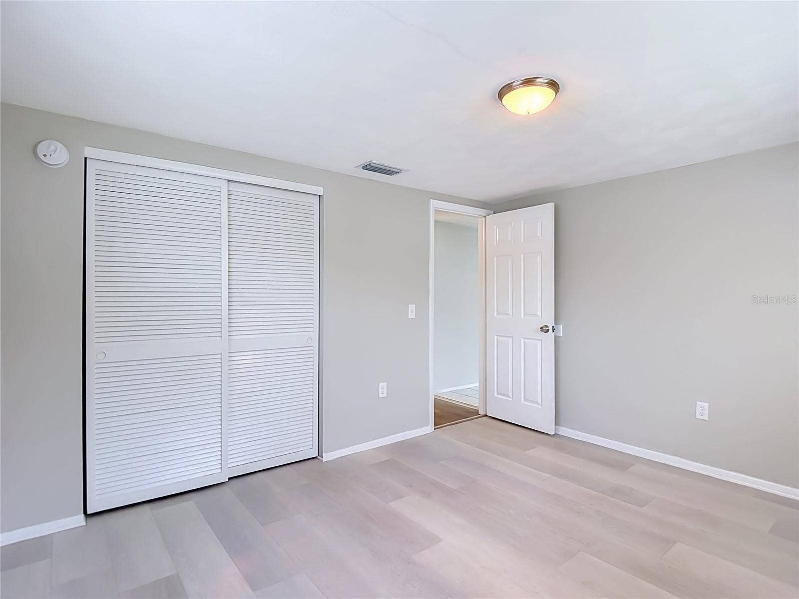 5246 DRIFT TIDE DRIVE, New Port Richey, FL 34652 5246 DRIFT TIDE DRIVE, New Port Richey, FL 34652