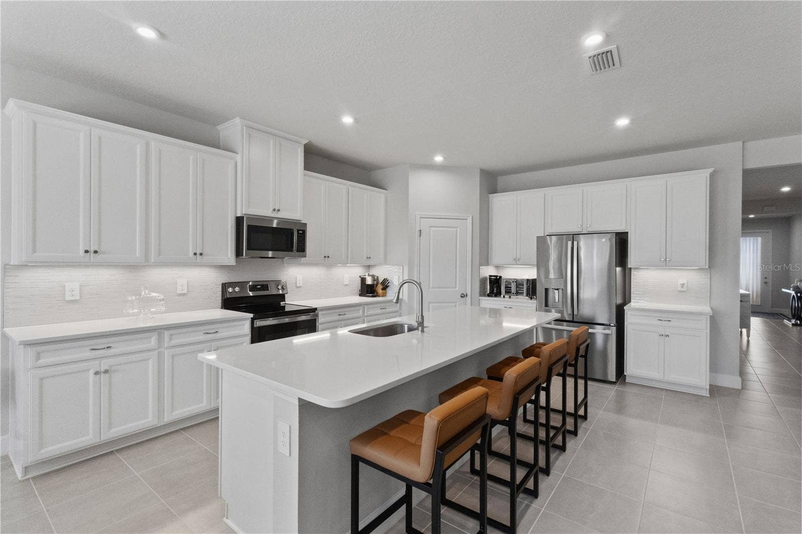 16891 CASTORO DRIVE, Port Charlotte, FL 33953 16891 CASTORO DRIVE, Port Charlotte, FL 33953