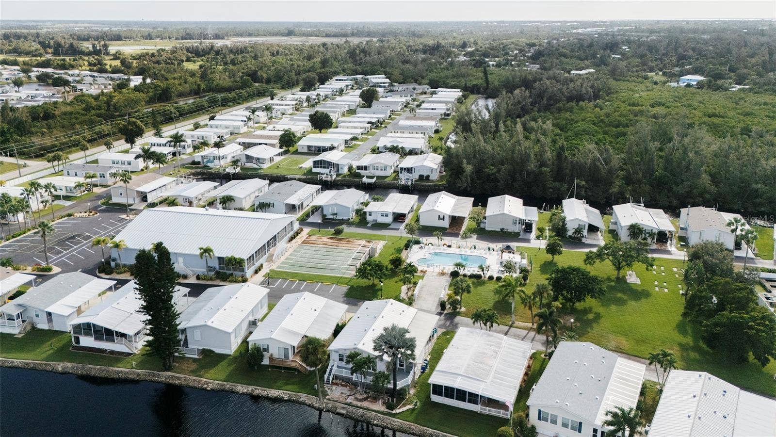 4300 RIVERSIDE DRIVE, #53, Punta Gorda, FL 33982 4300 RIVERSIDE DRIVE, #53, Punta Gorda, FL 33982
