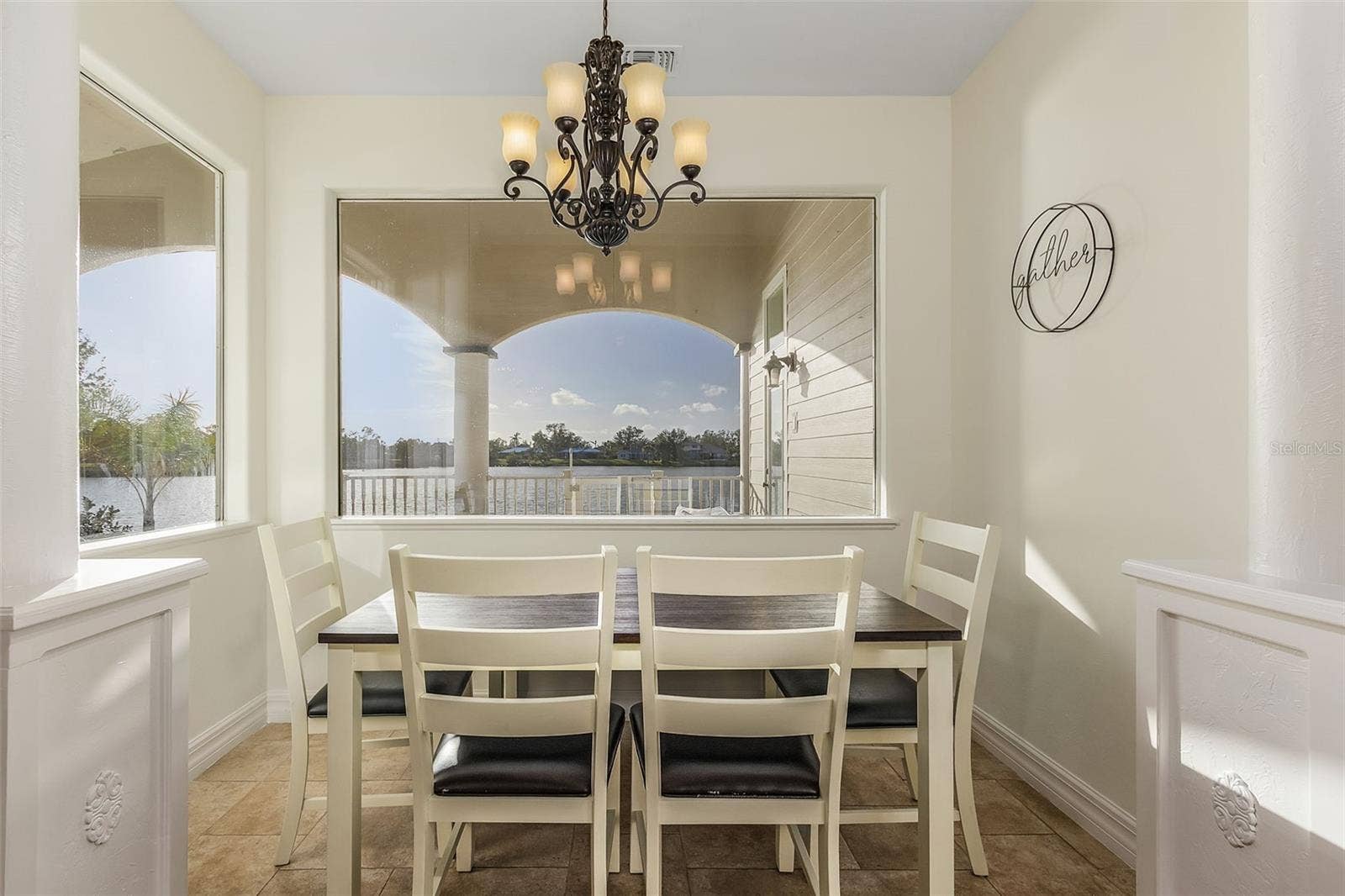 197 ALBERT LANE, Port Charlotte, FL 33954 Dinette off the kitchen overlooking the lake
